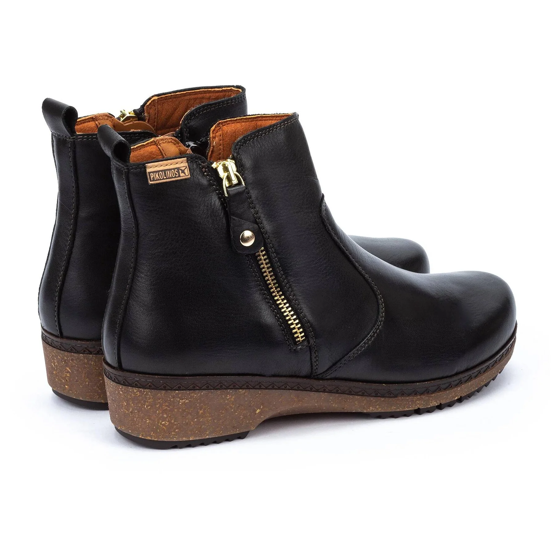 Pikolinos-granada-ankle-boot-black-04.jpg