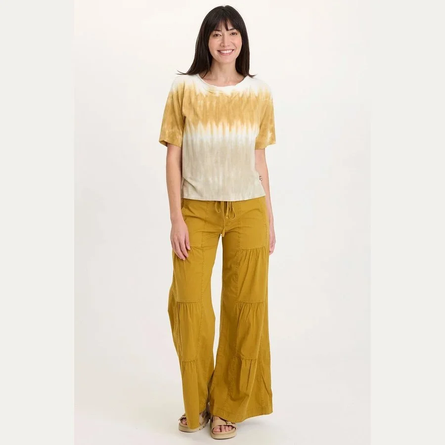 Wearables-lyra-jersey-boatneck-tee-paradox-wash-radiance-02.jpg
