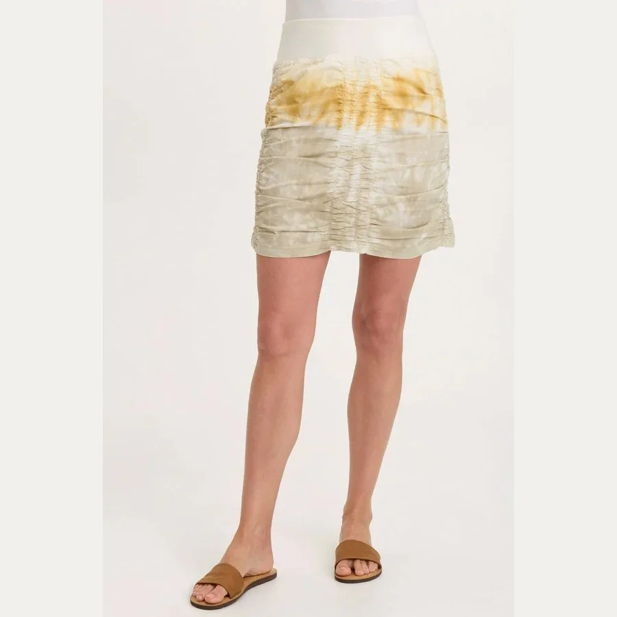 Wearables-trace-skirt-paradox-wash-radiance-01.jpg