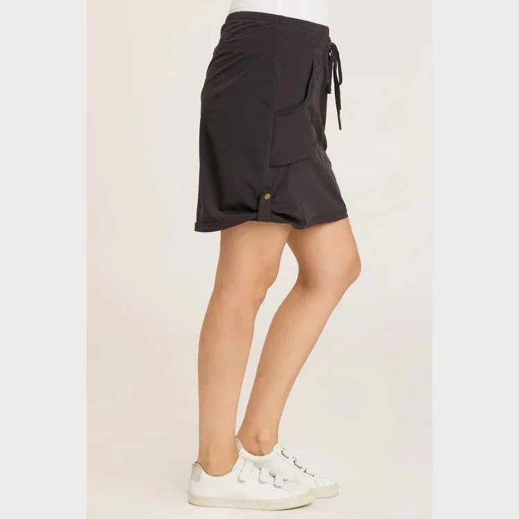 The jett active whisper stretch skort in black by Wearables