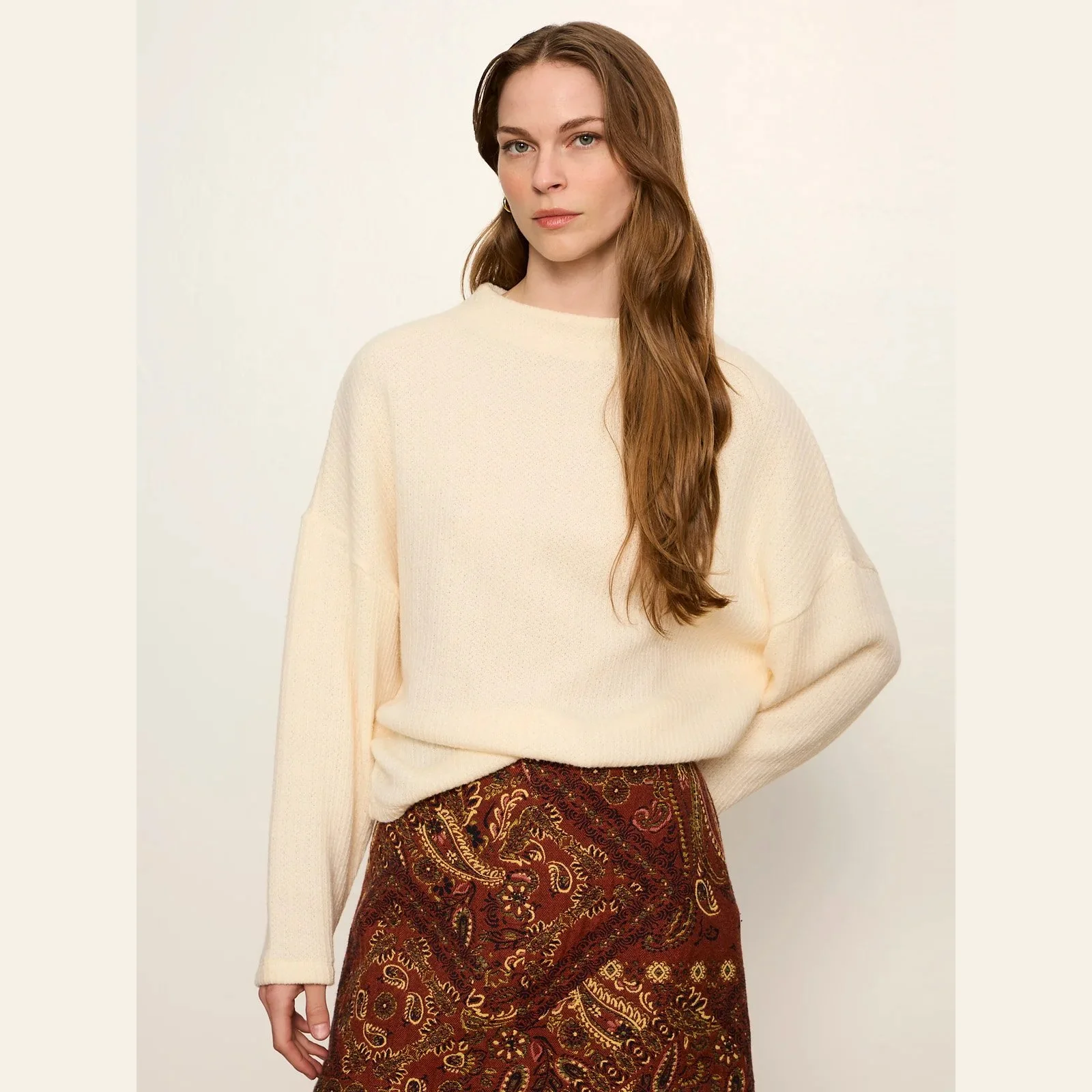 Sanctuary-ribbed-dolman-sweatshirt-bone-01.jpg