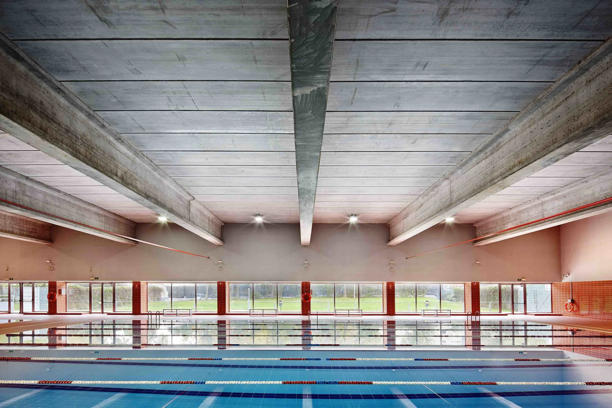EL PISCINA2 03_30cm.jpg