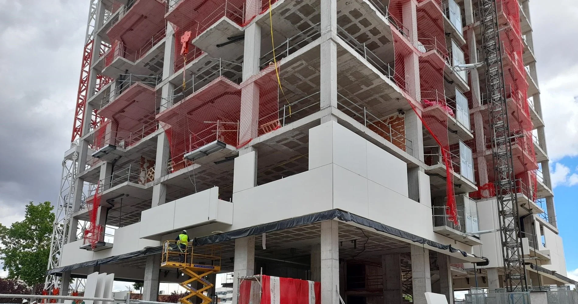 20-MAY24-TORRE.jpg