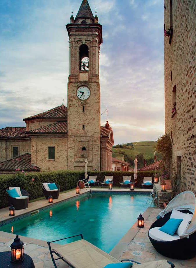 Piedmont Wine Tour Hotel Pool