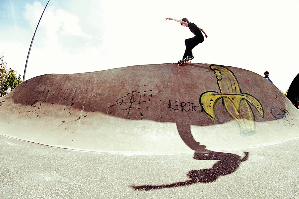 Axel Källmen - Fs Tailslide.&nbsp;Foto Adam Klingeteg