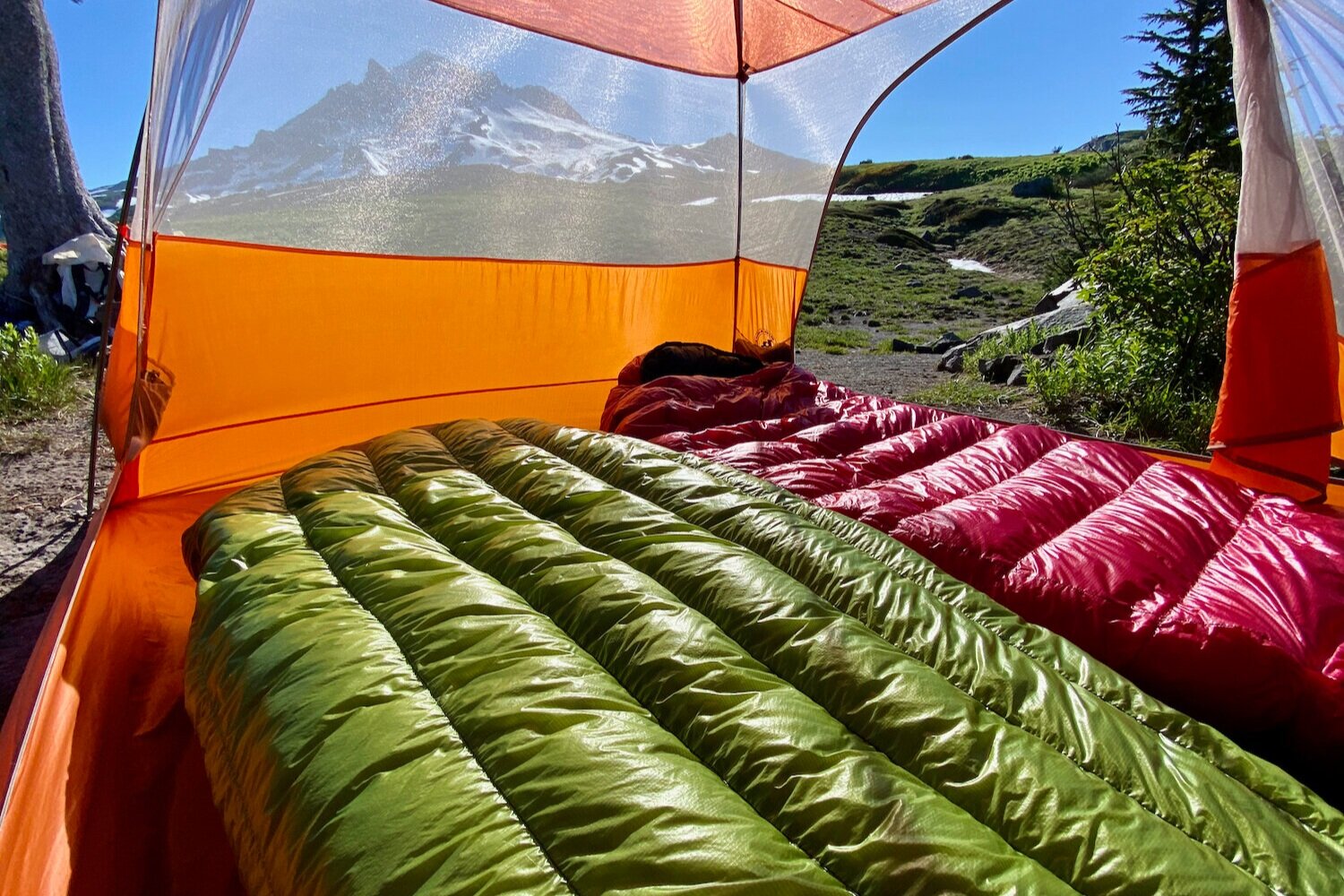 Have learned Leaflet Team up with 10 Best Backpacking Sleeping Bags of 2023 | CleverHiker