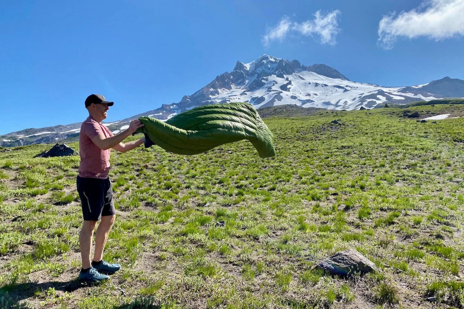 10 Best Backpacking Quilts of 2023 CleverHiker