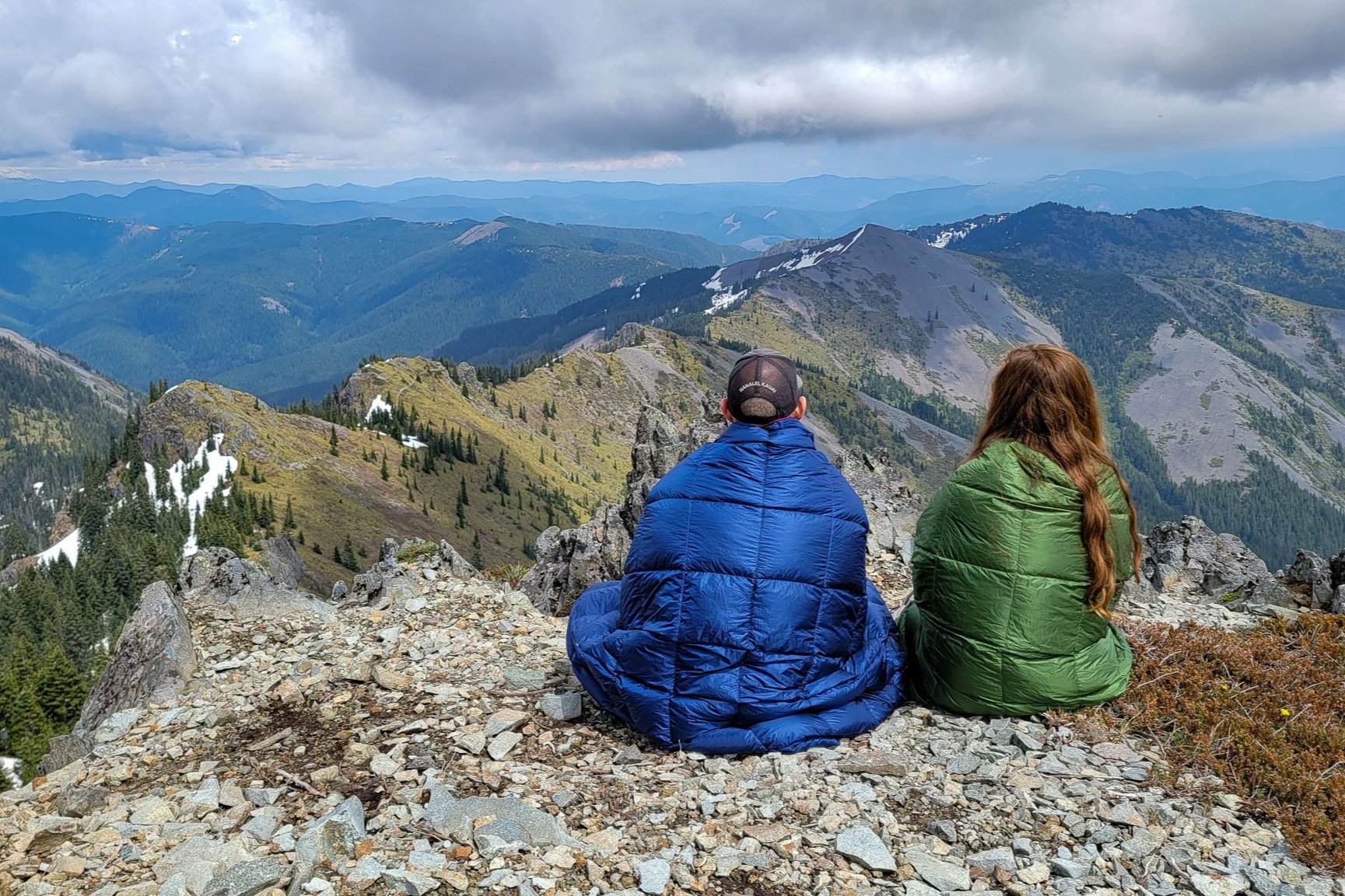 10 Best Camping Blankets of 2023 | CleverHiker