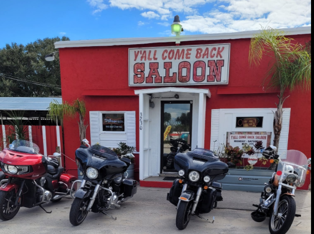 Lake Wales, FL - Y'All Come Back Saloon - Mardi Gras