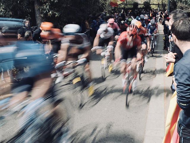 Last round of #voltacatalunya ending up in #Barcelona #montjuic. The Italian Davide Formolo signed an epic victory by riding alone all the 8 lap up&amp;down the montjuic circuit. #dajedavide. &mdash;&mdash;&mdash;&mdash;
#photo #reportage #cyclism #c
