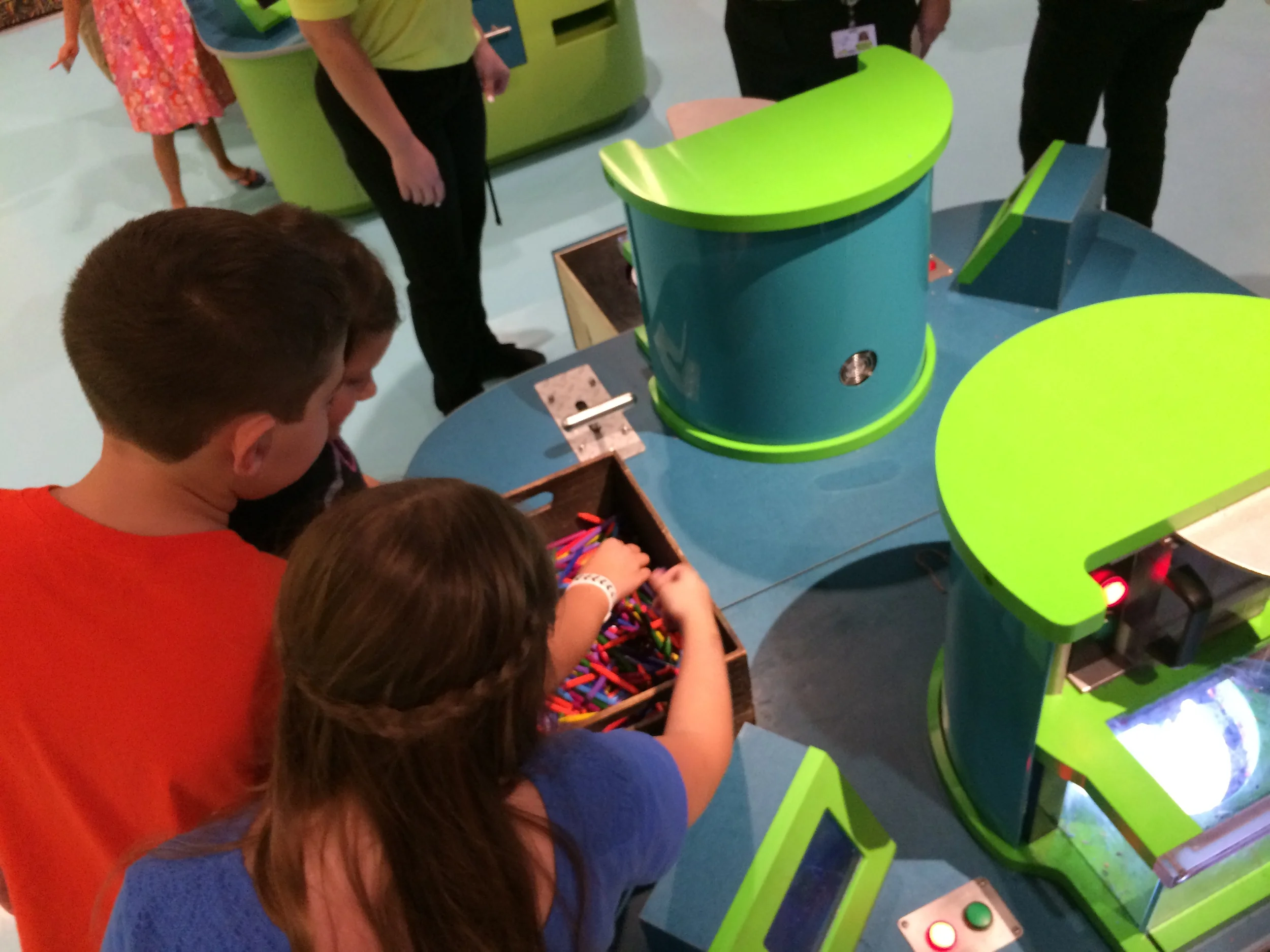 Crayola Experience Orlando, FL DRIP ART Picking two crayons
