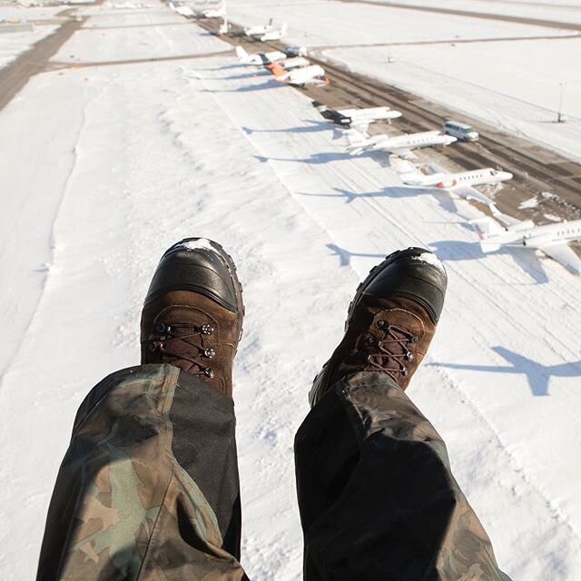 WooHoo!!! Out Da Door Friday!!!
More BoldNorth fun to come 🚁🚁🚁#doorsoff #boldnorth #onlyinmn #aviation #helicopter #aerialphotography #aerialproduction #minnesota #lifebelowzero #winterwonderland