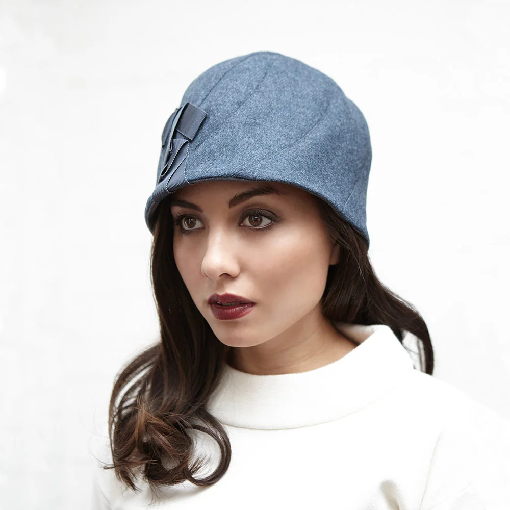 Women's Lightweight Lambswool Cloche 
