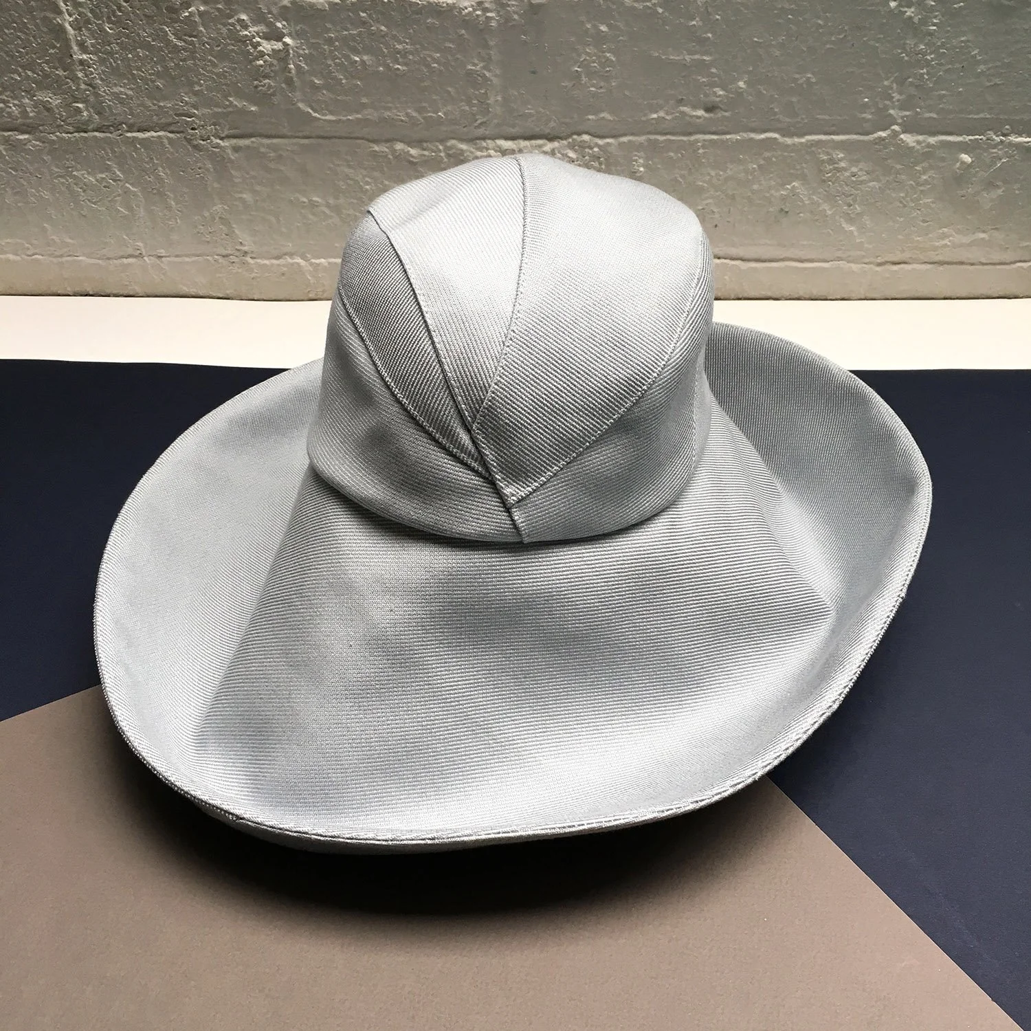 Alexa-lightgrey-cotton-1.jpg