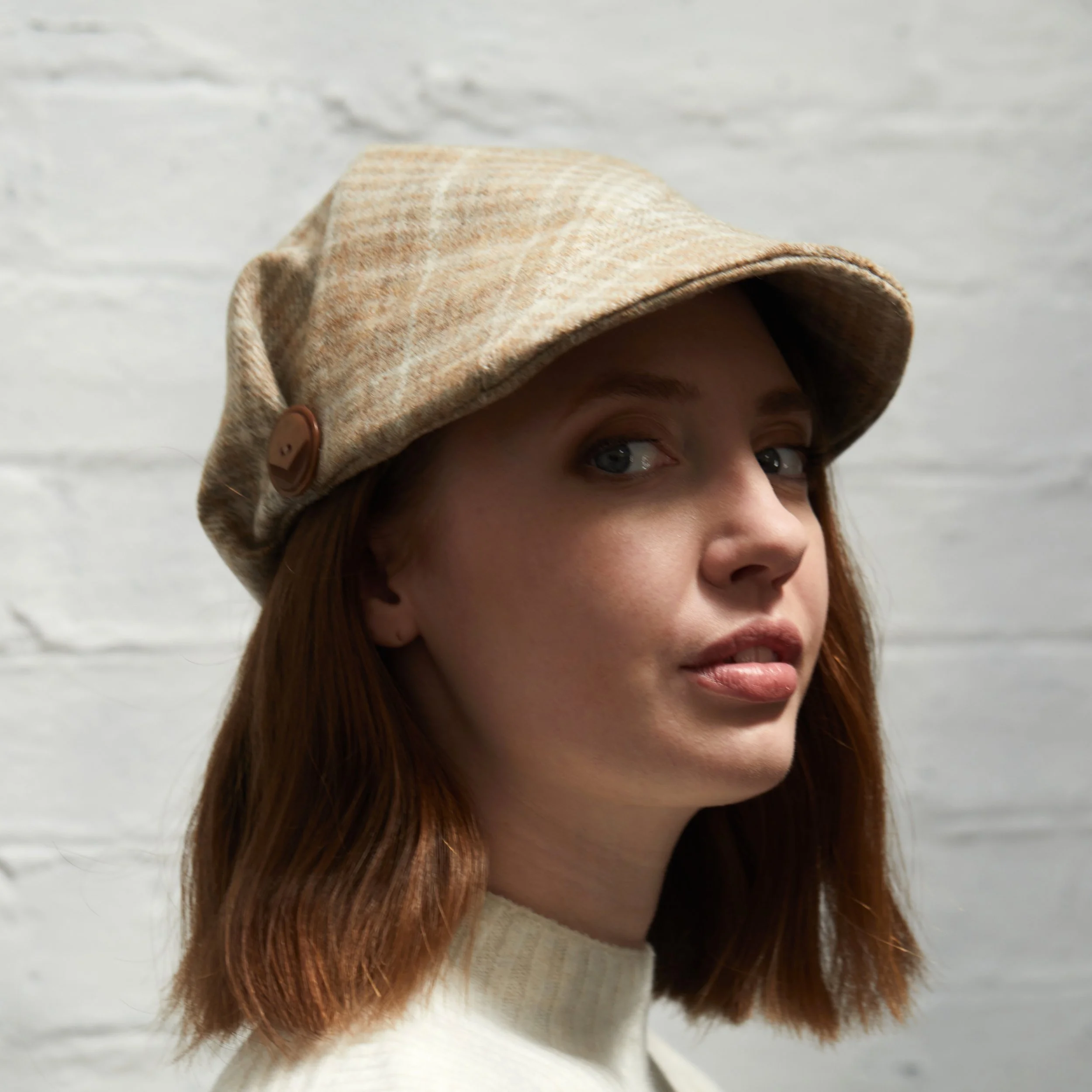 WOMEN'S HATS