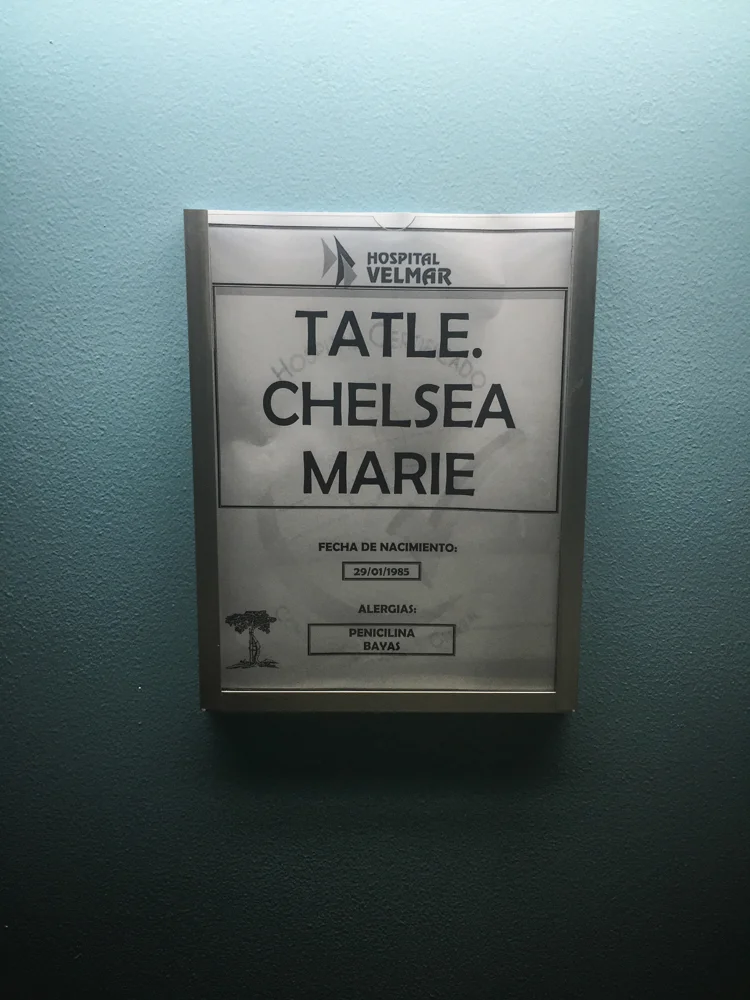 Don't worry, my name was only spelled wrong on this sign. In their defence, phonetically, according to how we pronounce our last name, this is how it would be spelled for Spanish. If we pronounced it correctly according to the Spanish alphabet, we'd have to say, "Tootle"
