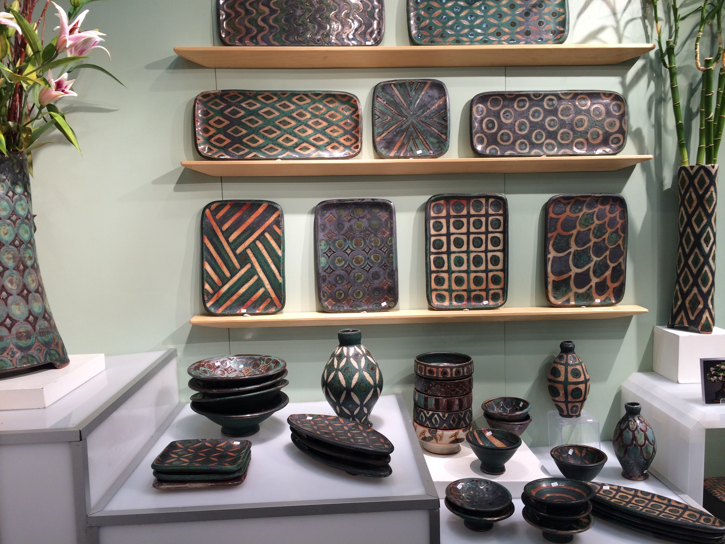 Pottery by Peter Karner, of Boulder, Colorado - http://www.peterkarnerpottery.net/Home.html