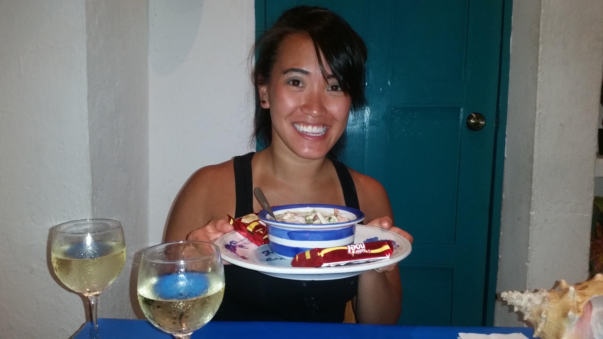 Wine + ceviche = very happy me