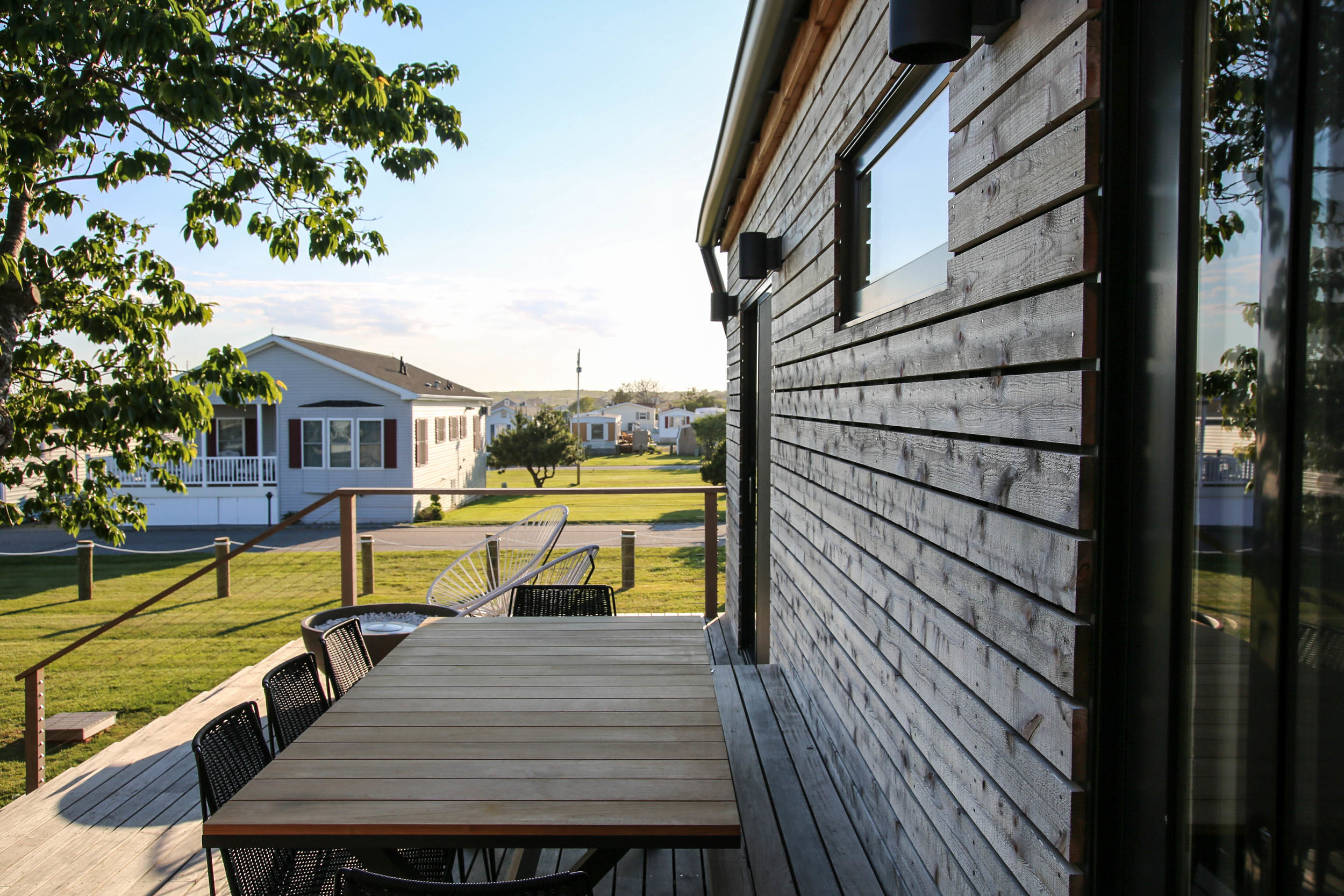 03_Deck Detail 2.jpg