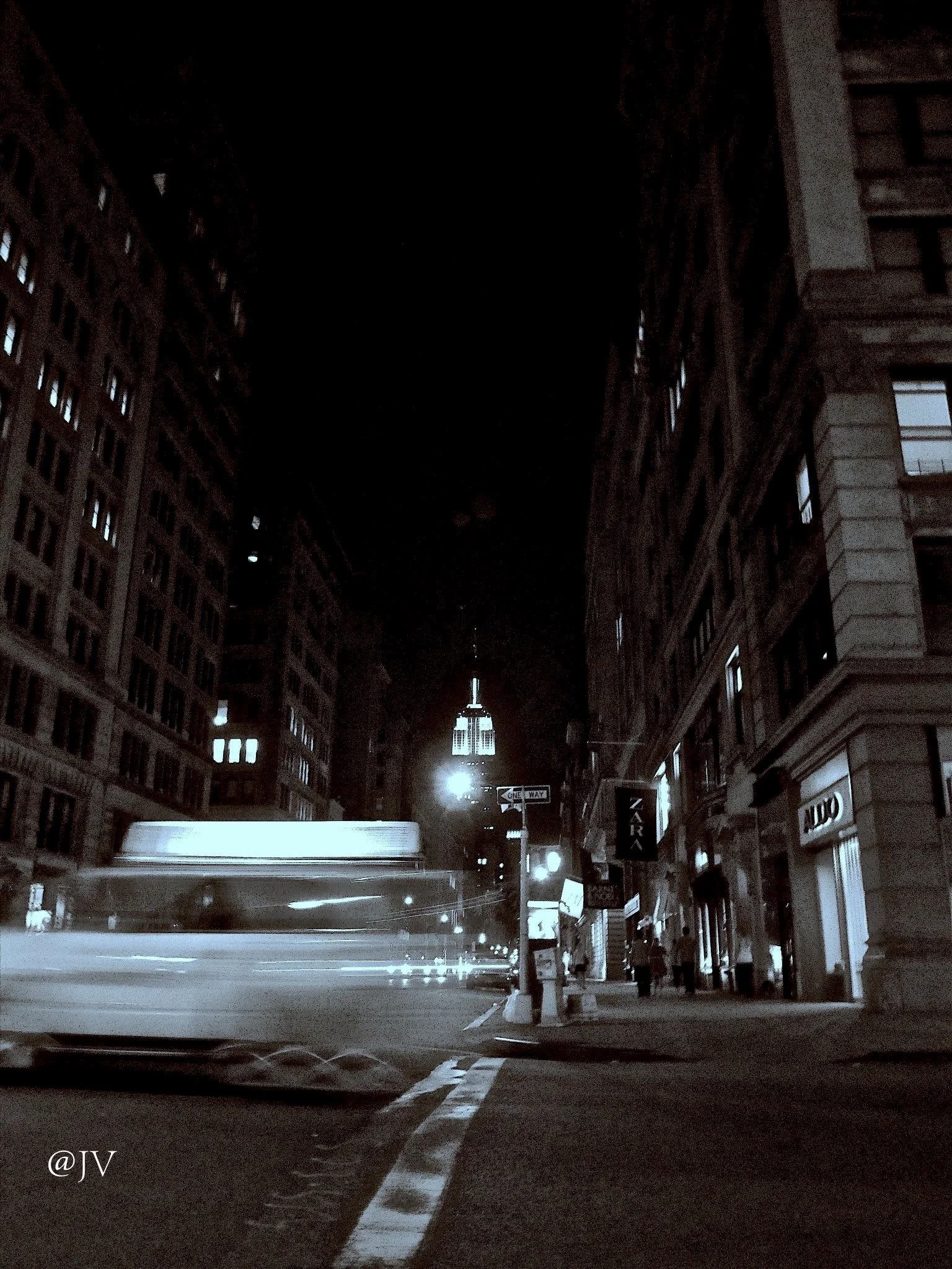 night emipre state wm.jpeg