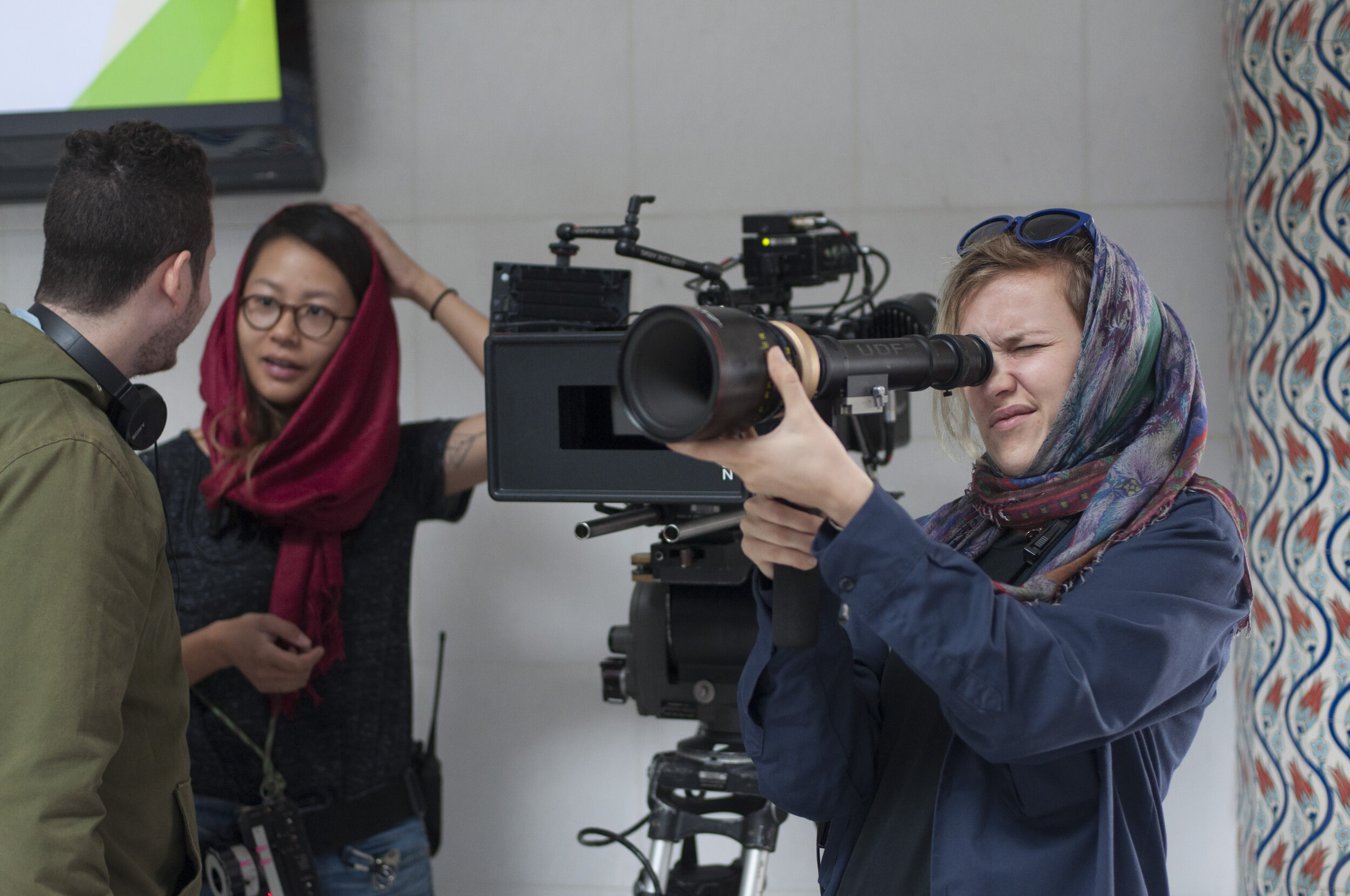  Cinematographer Lidia Nikinova on the set of Dorian Tocker’s film  The Day That  