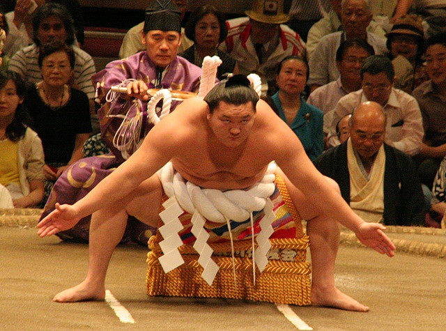 Conventional vs. Sumo Deadlifting