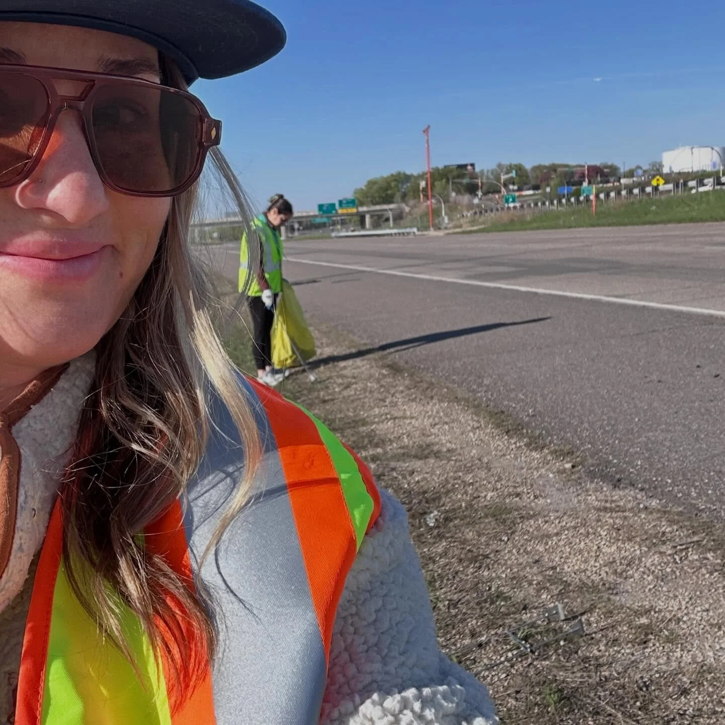 Spring has sprung and our team has been out and about at several sustainability events in the last week ☀️🌷
We always value the chance to get involved in hands-on opportunities and connect face to face at in person events! 

➡️ Metropolitan Airports