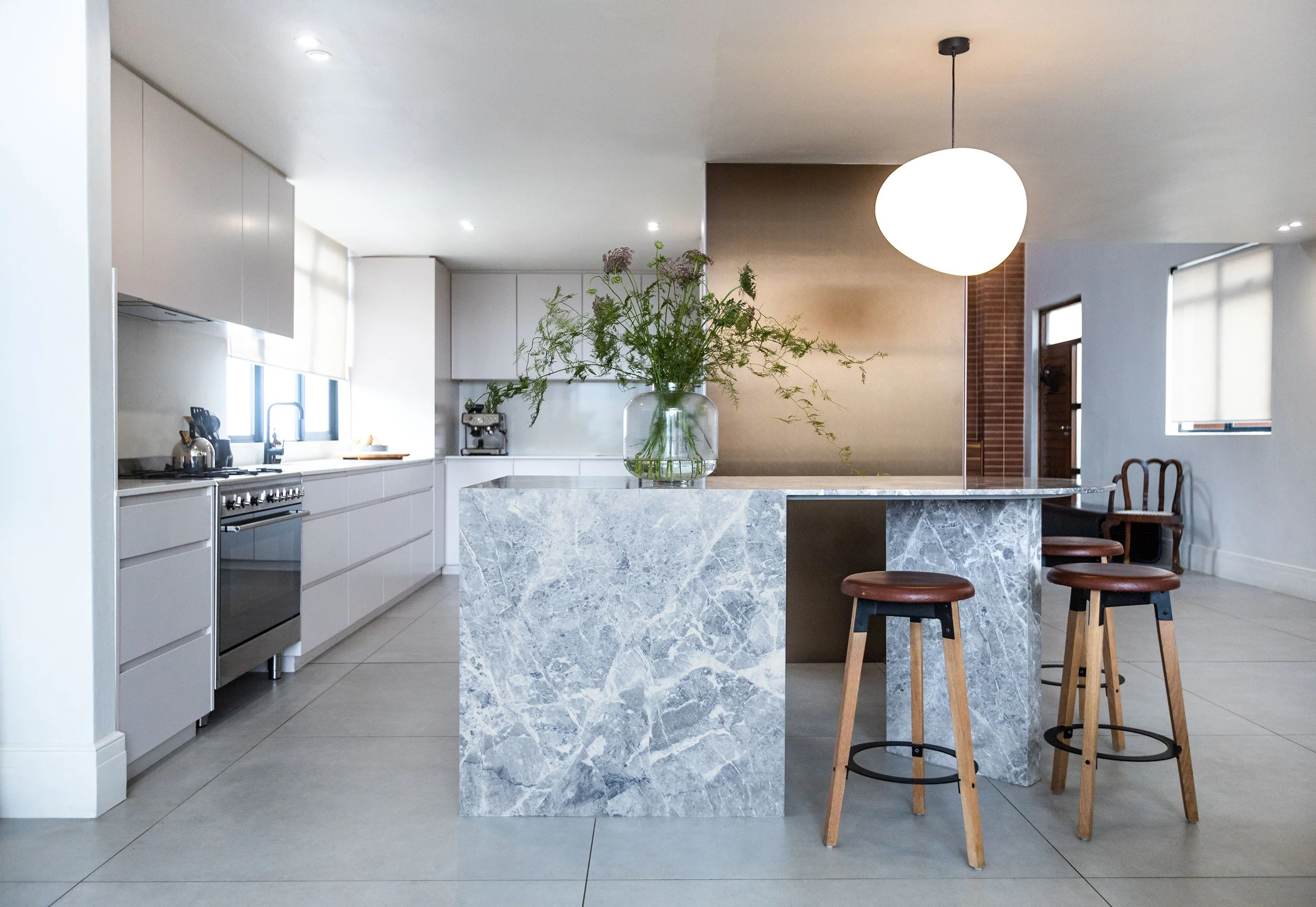 MR_I5342edit LOres.jpg