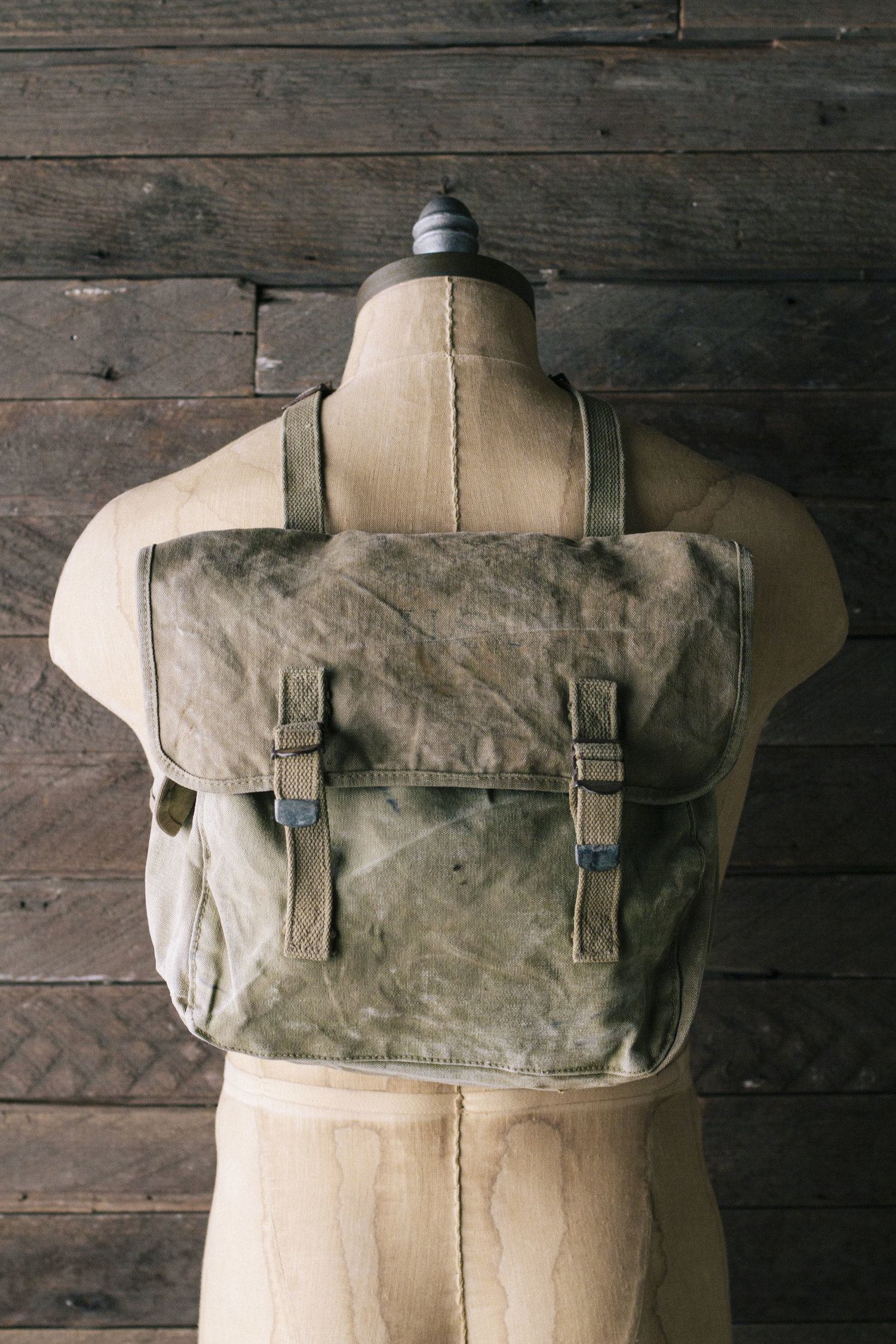 tired Biscuit innovation WWII MUSETTE BAG — Velour