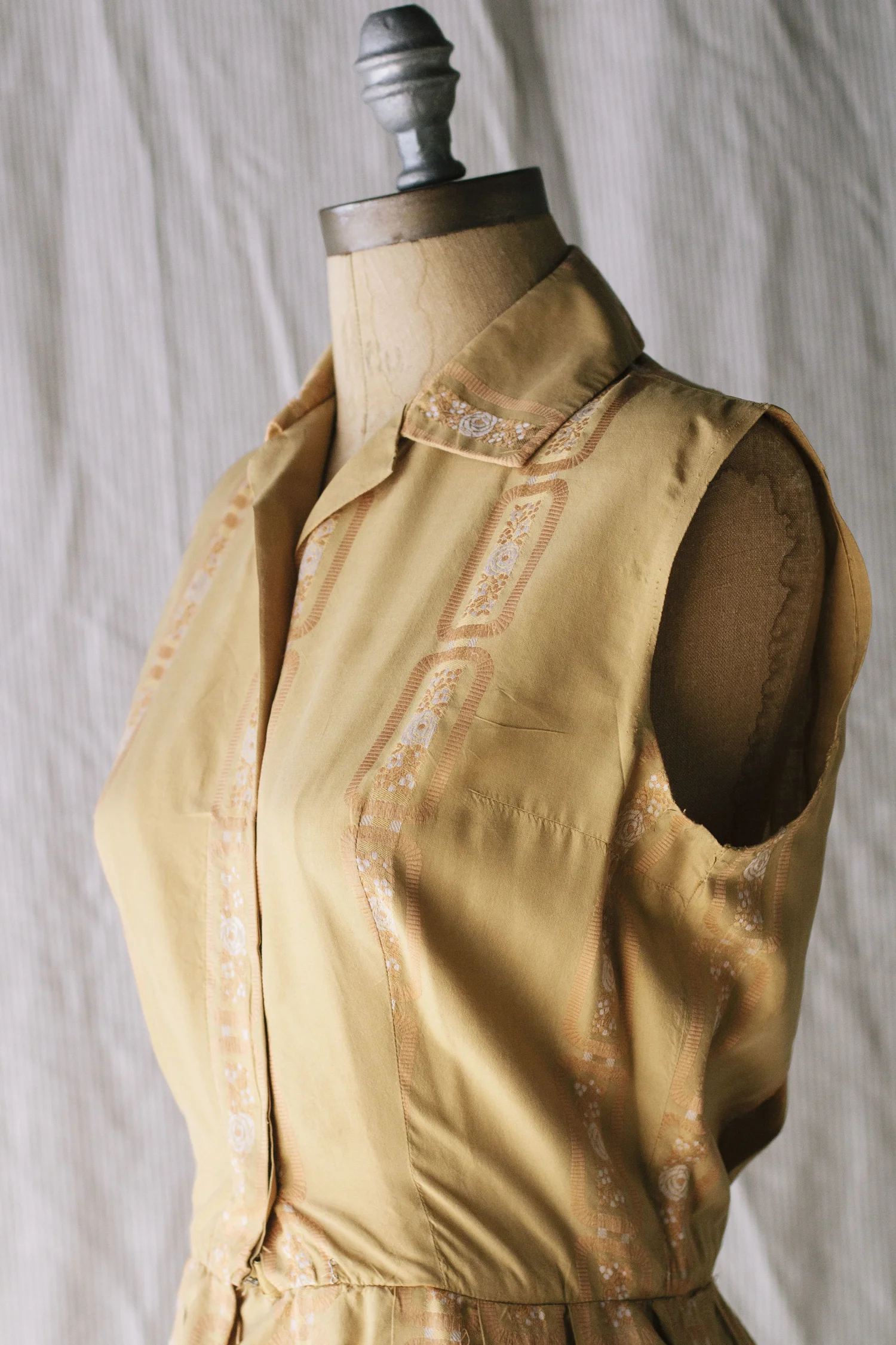 NEIMAN MARCUS SILK DRESS  Velour