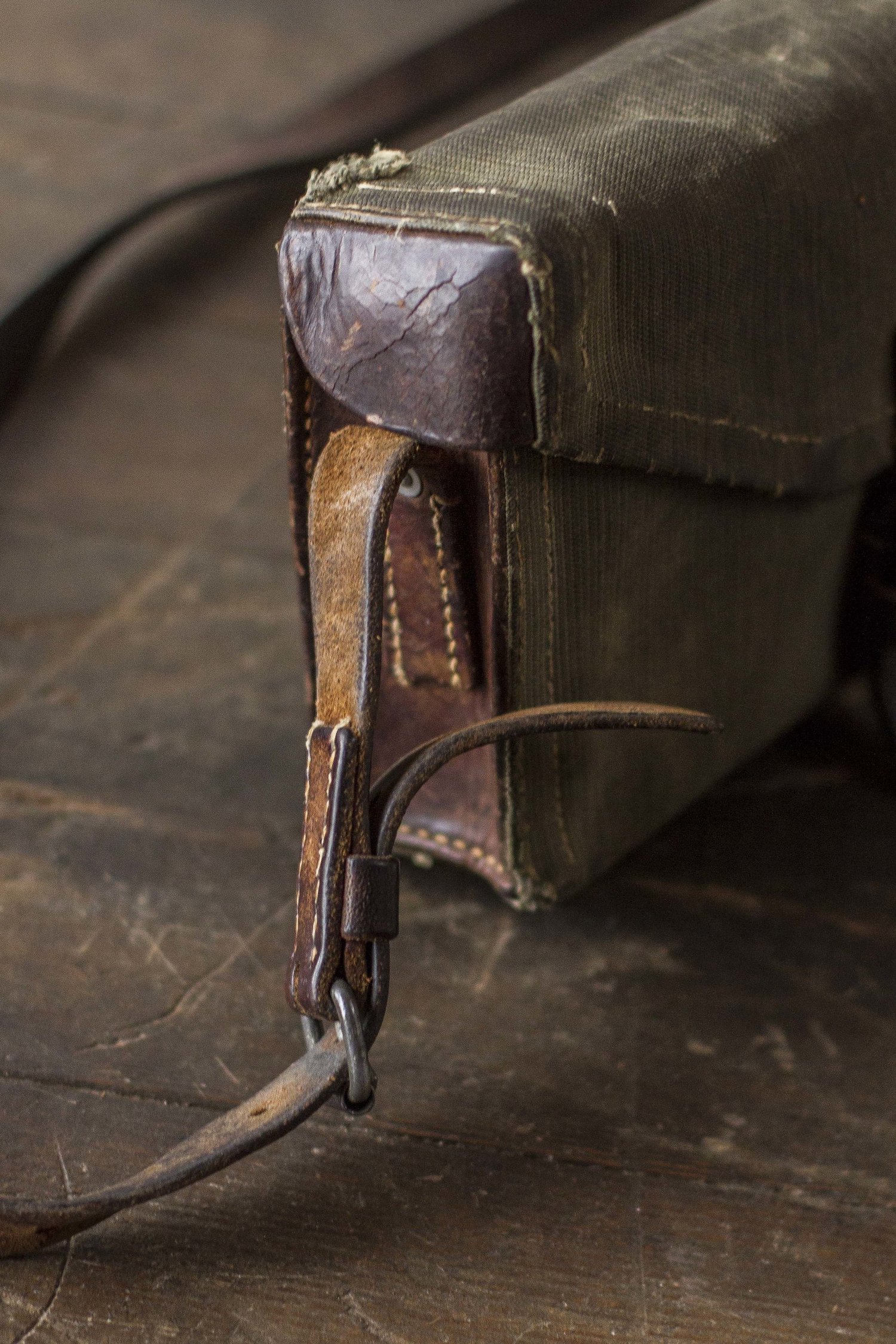 WWII ERA SWISS SHOULDER BAG — Velour