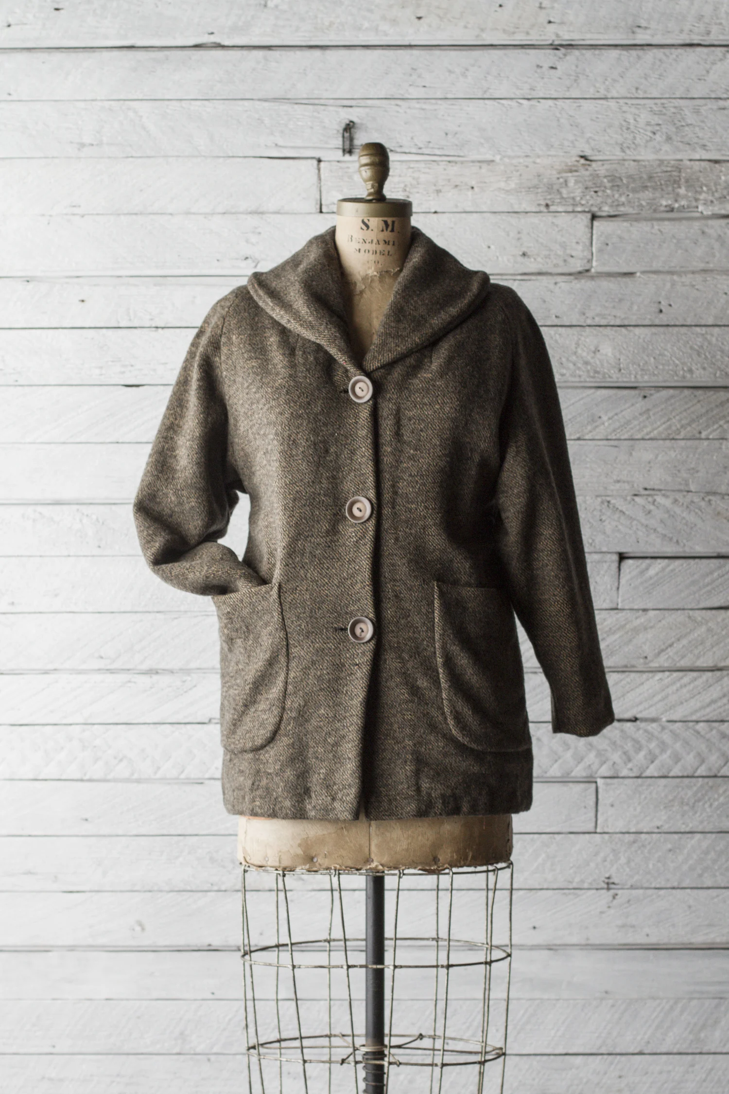 20s/30s SHAWL COLLAR COAT — Velour