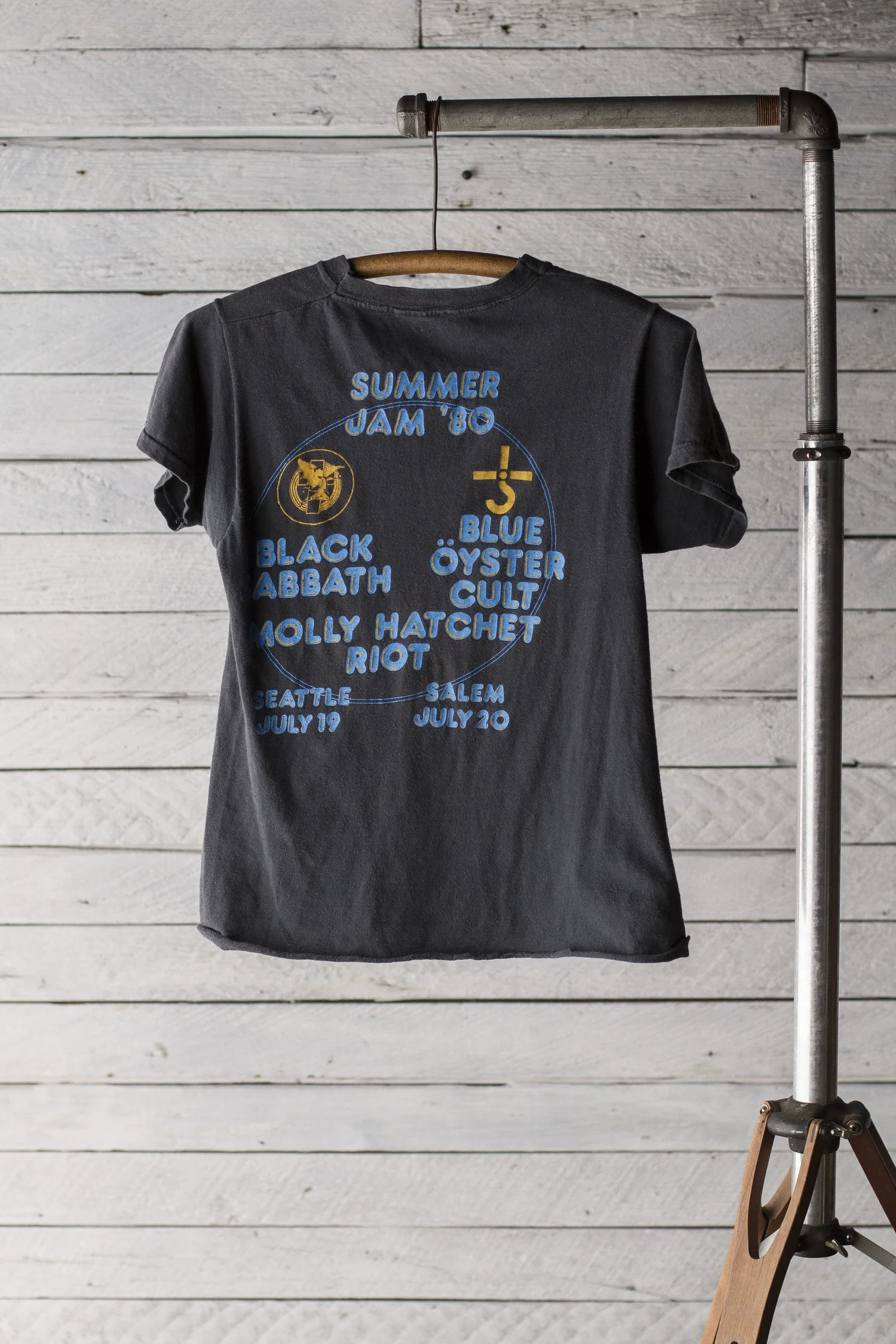 HEAVY METAL ROCK TOUR TEE — Velour