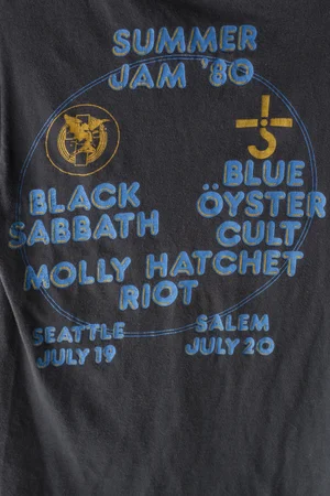 HEAVY METAL ROCK TOUR TEE — Velour