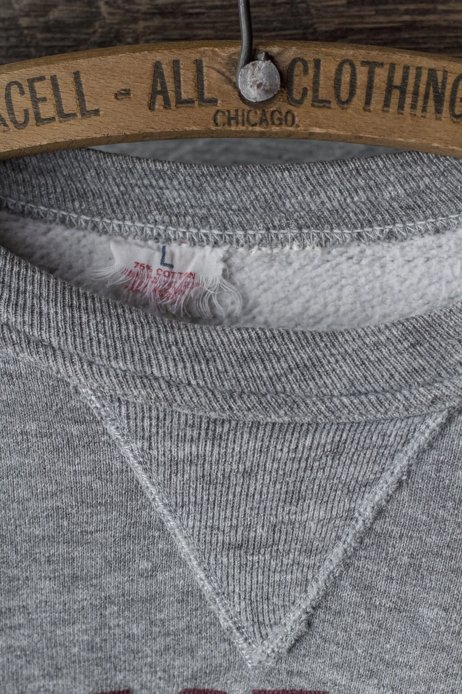 50s/60s SINGLE V SWEATSHIRT — Velour