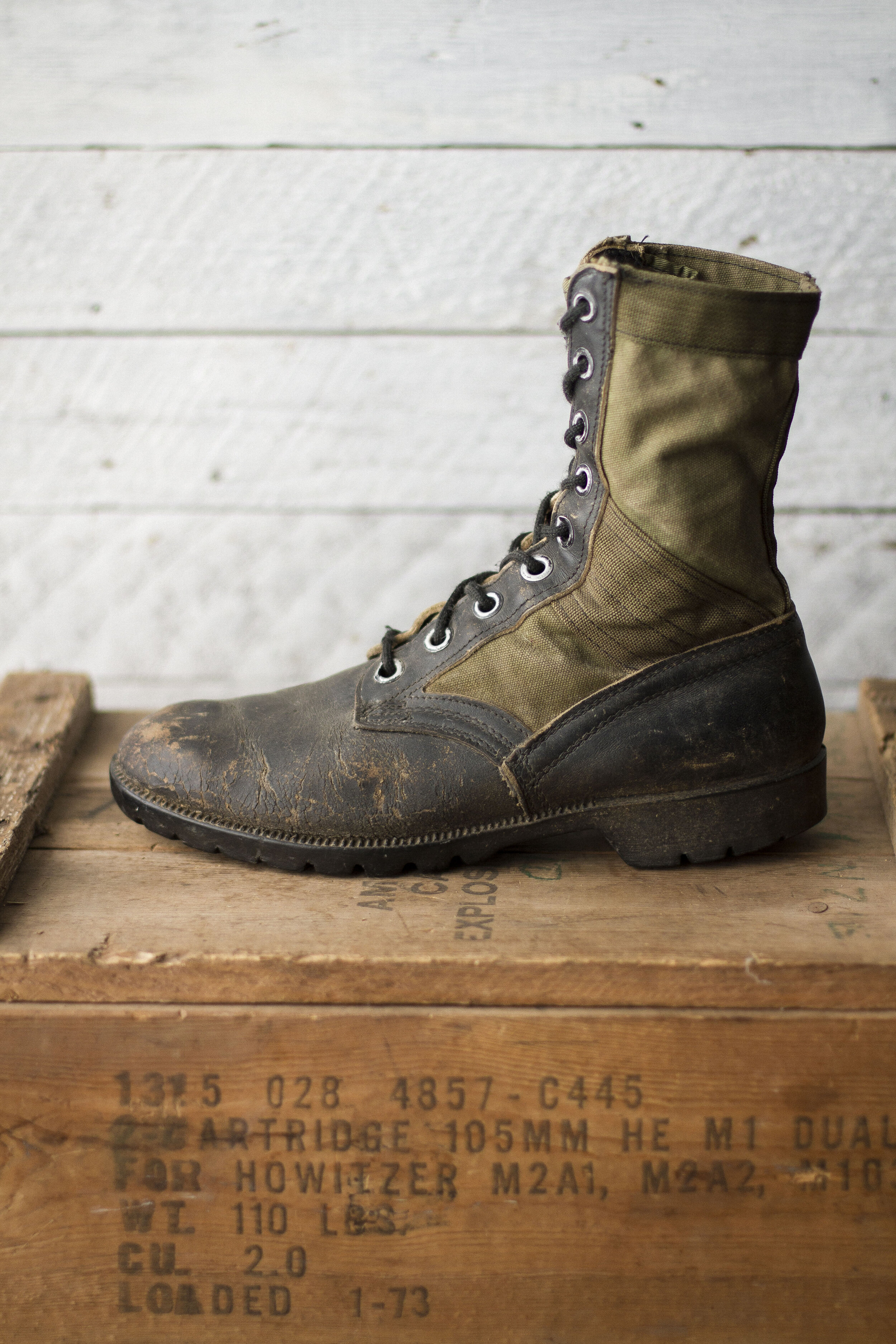 VIETNAM ERA JUNGLE BOOTS — Velour