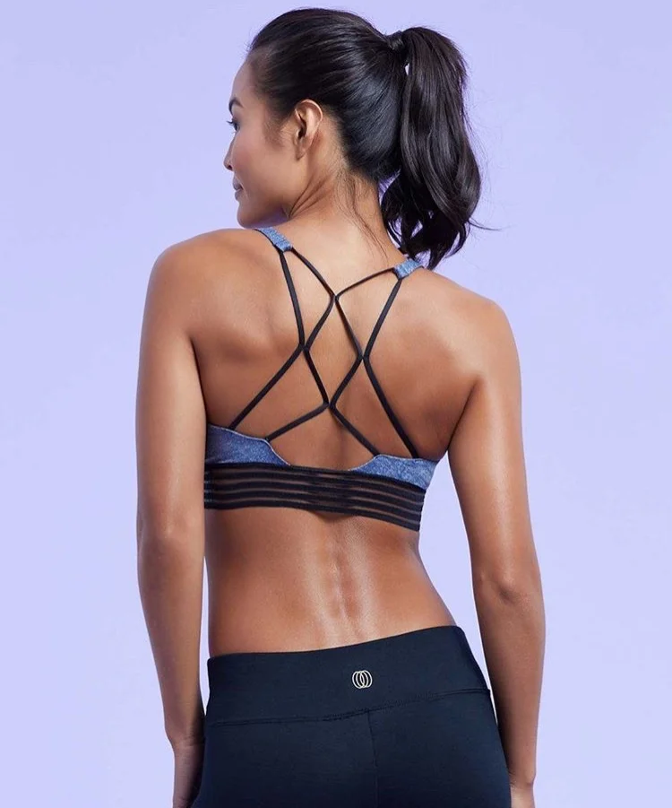  Hairstyling &amp; Makeup 