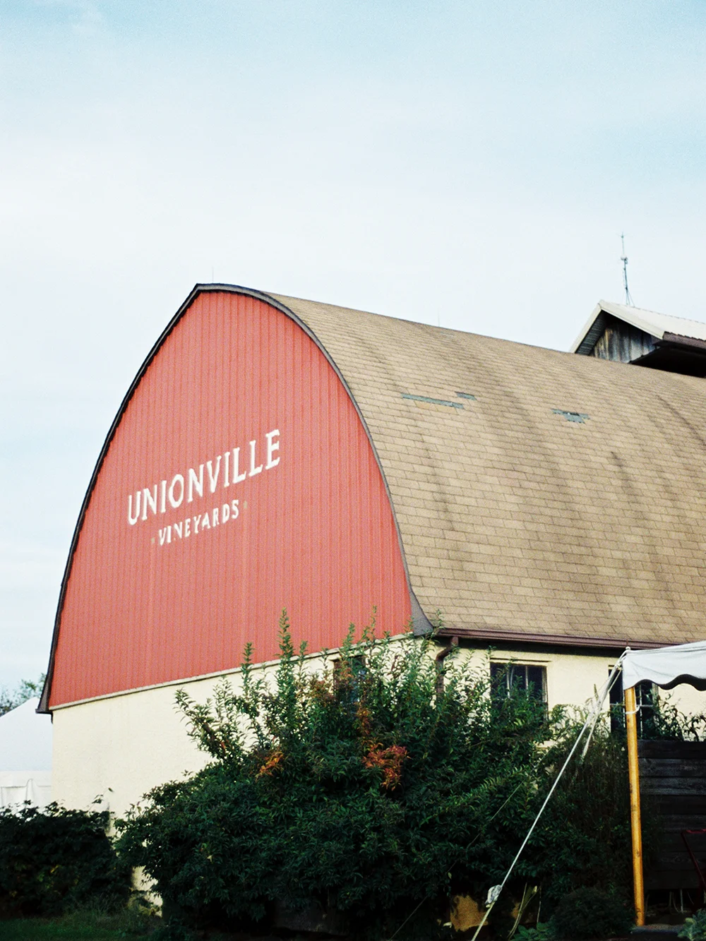wedding at unionville vineyards11.jpg
