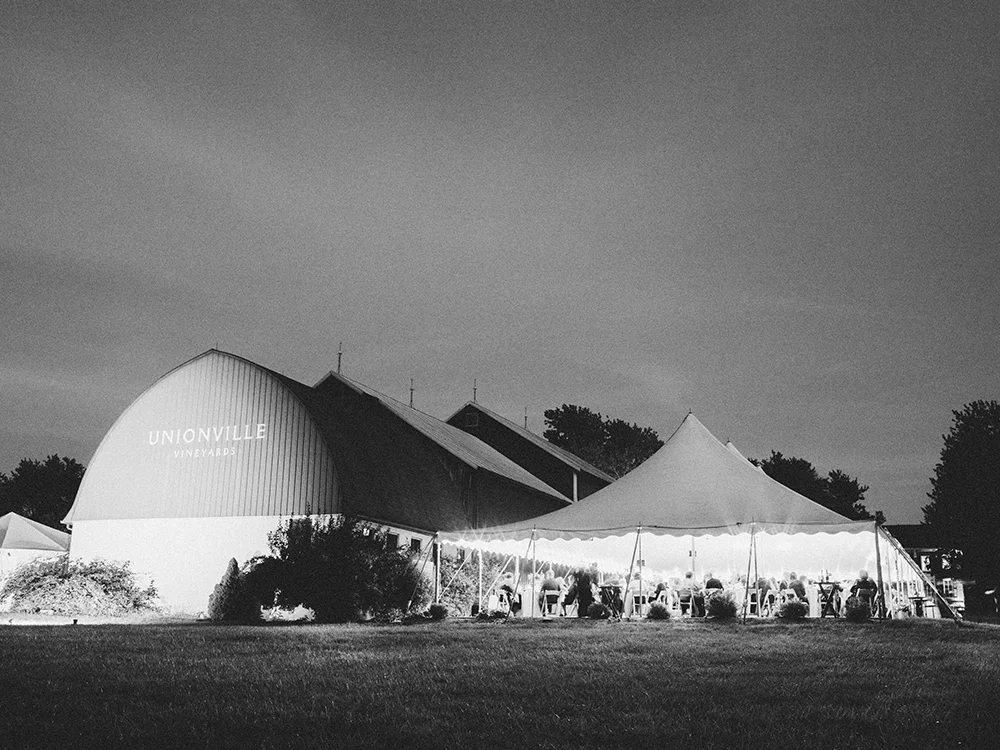wedding at unionville vineyards33.jpg