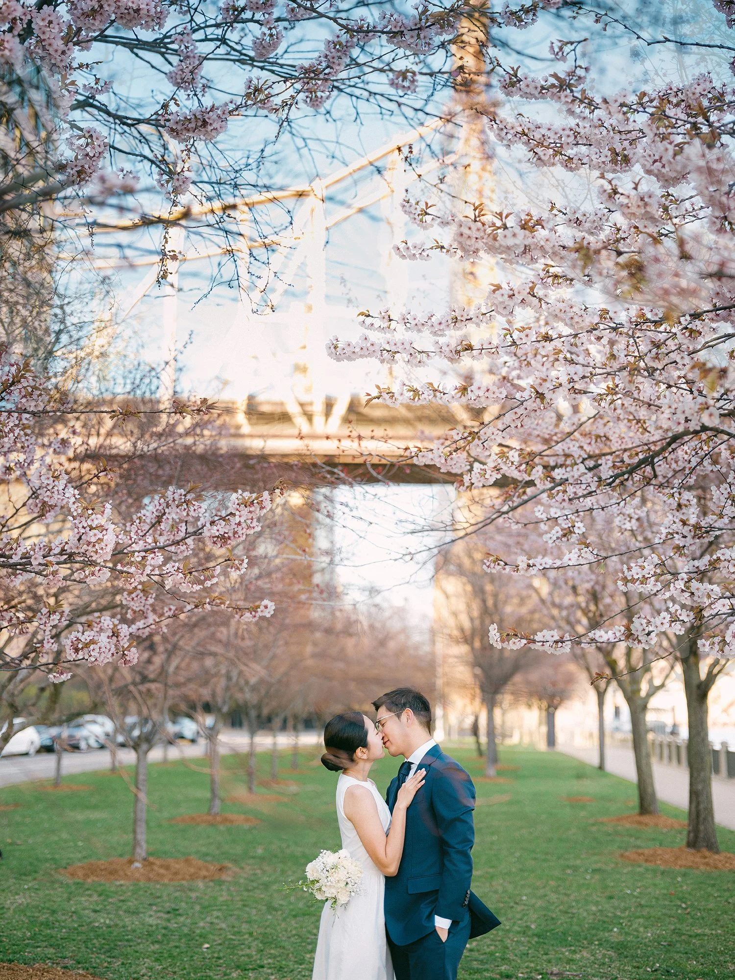 Roosevelt Island Engagement Session | Amy &amp; Wonsik | New York City