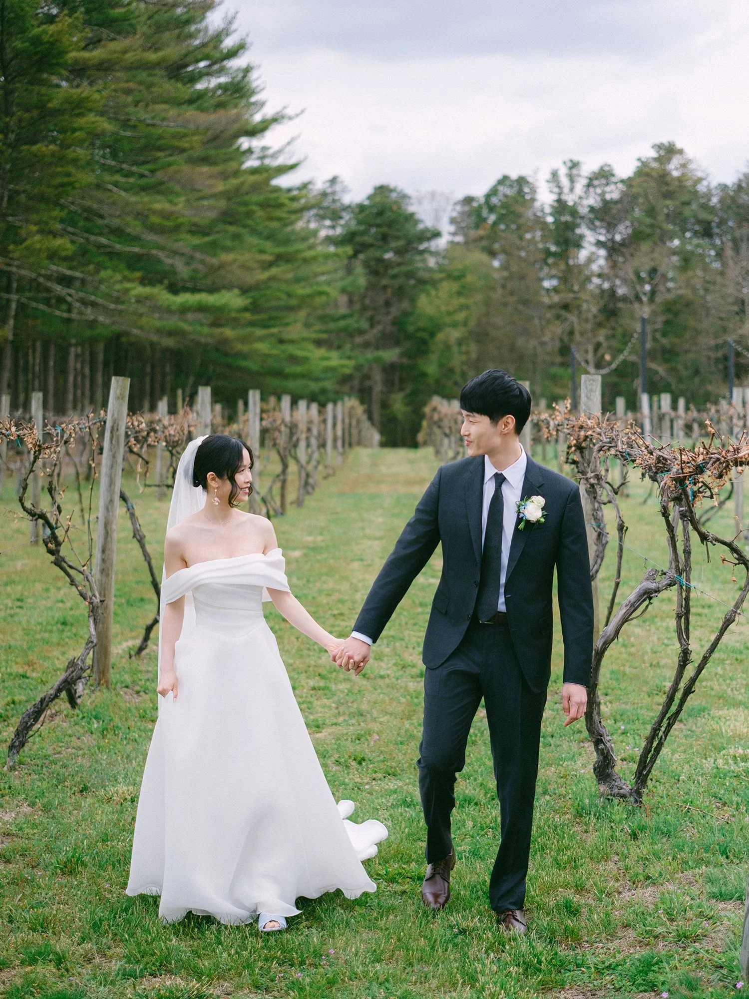 Couple portrait for wedding at Renault Winery by Haseok Chung Studio