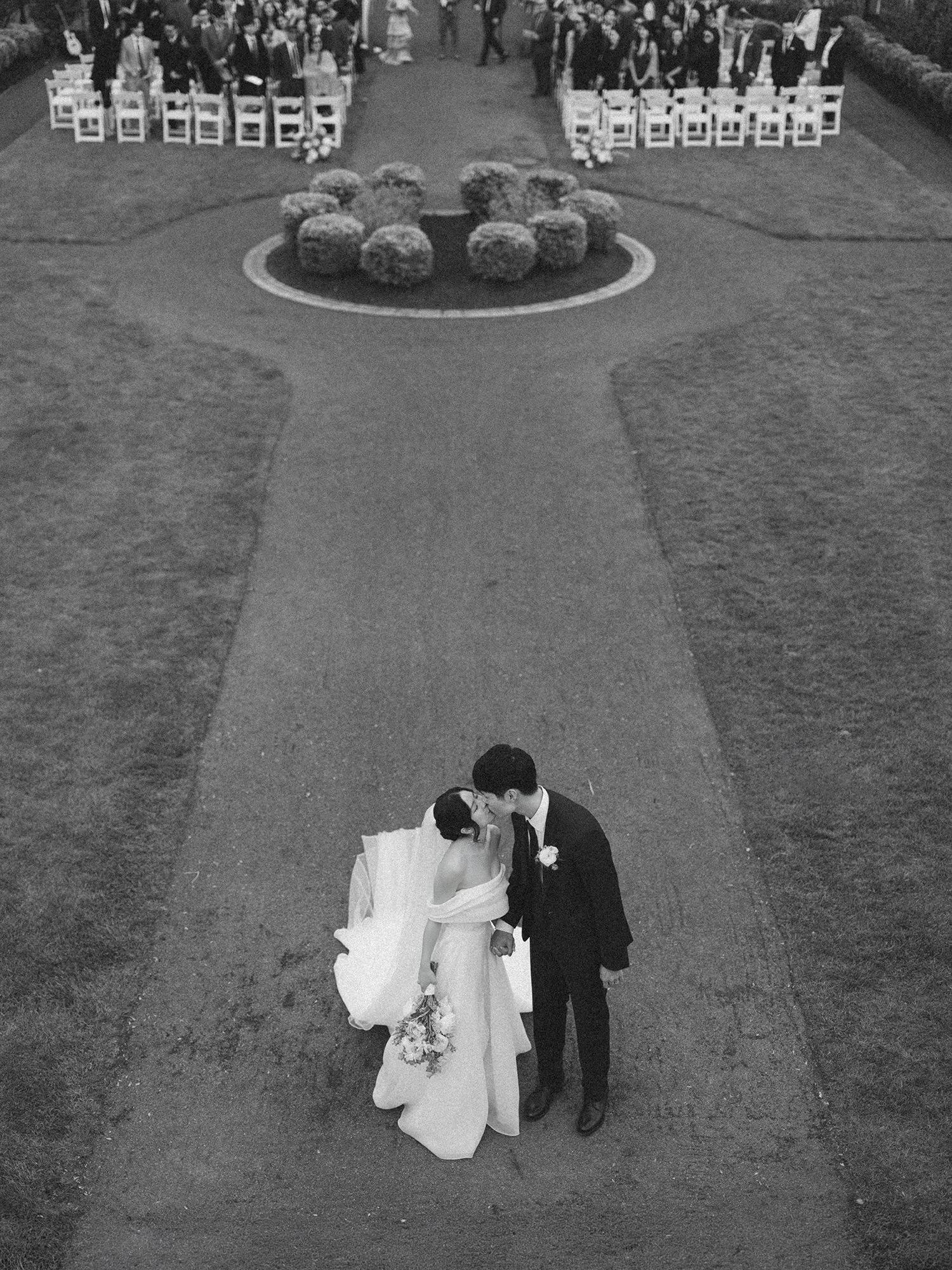 Ceremony for wedding at Renault Winery by Haseok Chung Studio
