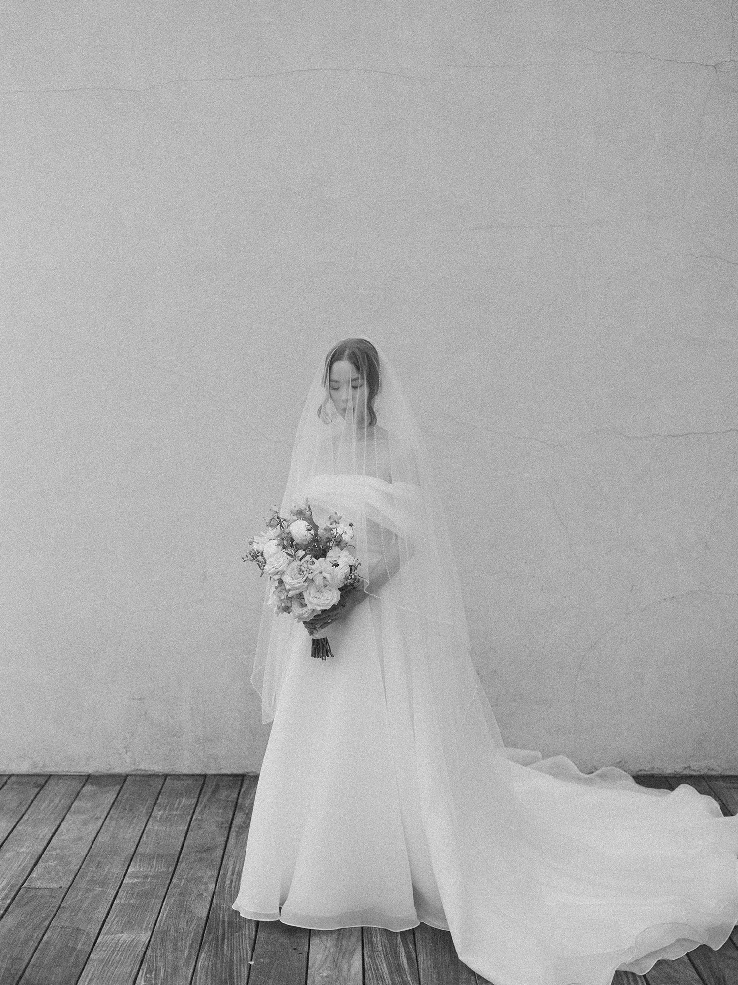 Bride portrait for wedding at Renault Winery by Haseok Chung Studio