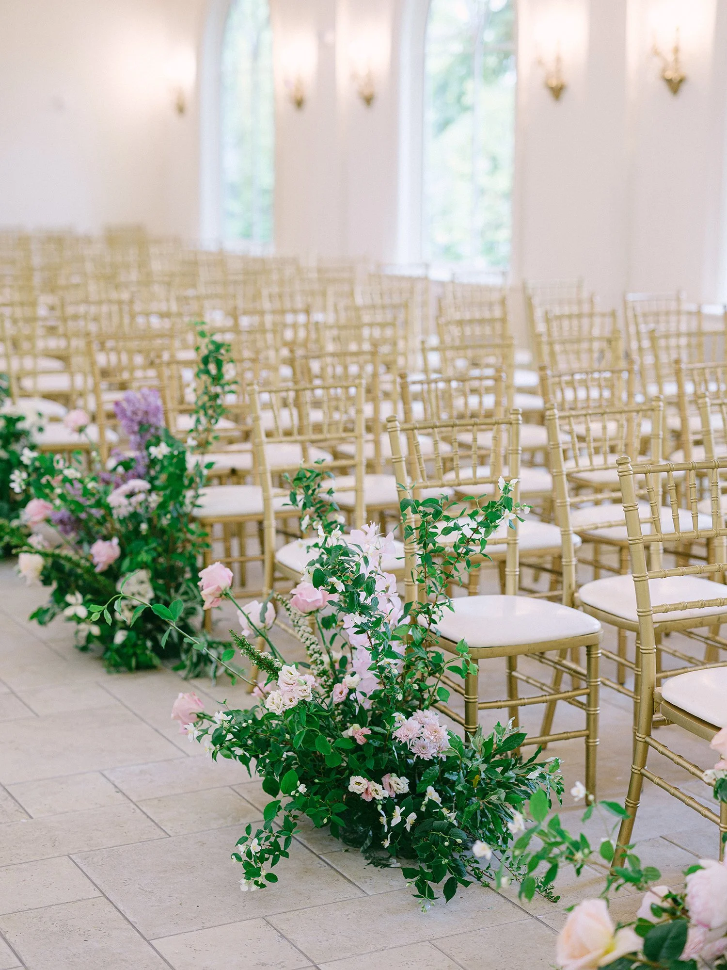  Bright and clean wedding photography from Joann and Thomas’s beautiful rainy day celebration at Nanina's in the Park. 