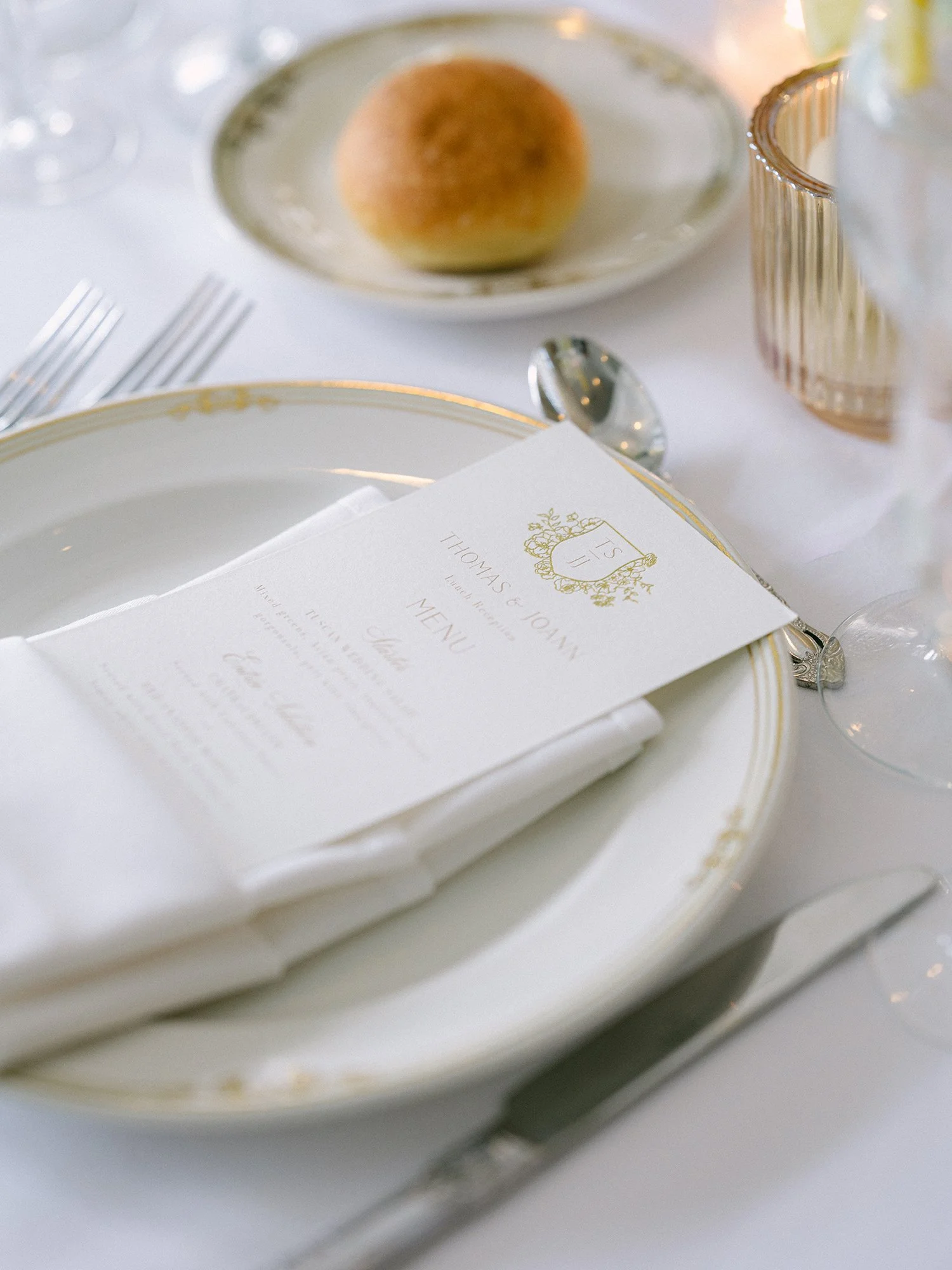  Bright and clean wedding photography from Joann and Thomas’s beautiful rainy day celebration at Nanina's in the Park. 