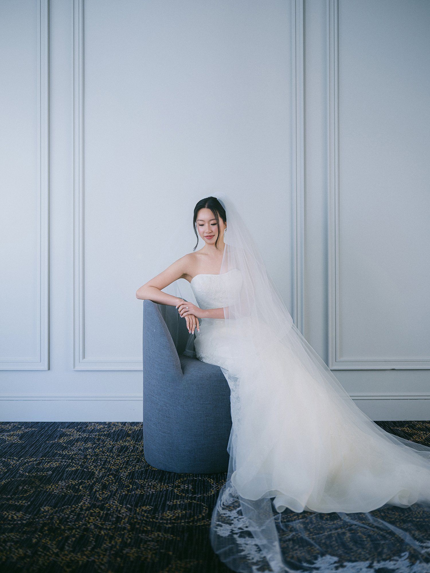 Elegant wedding portrait of Amanda and Daniel at The Rockleigh, NJ by HSC Studio