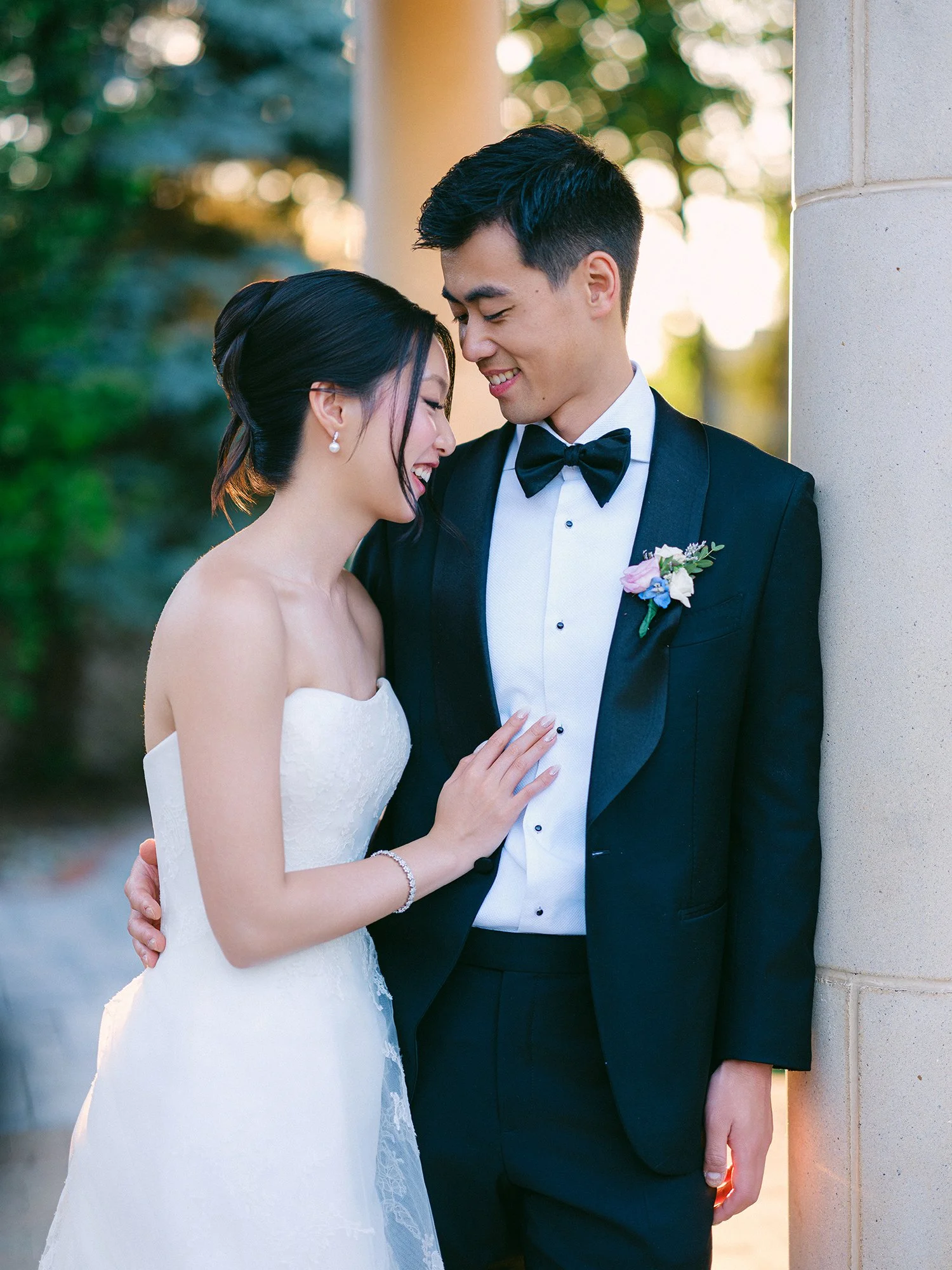 Elegant wedding portrait of Amanda and Daniel at The Rockleigh, NJ by HSC Studio