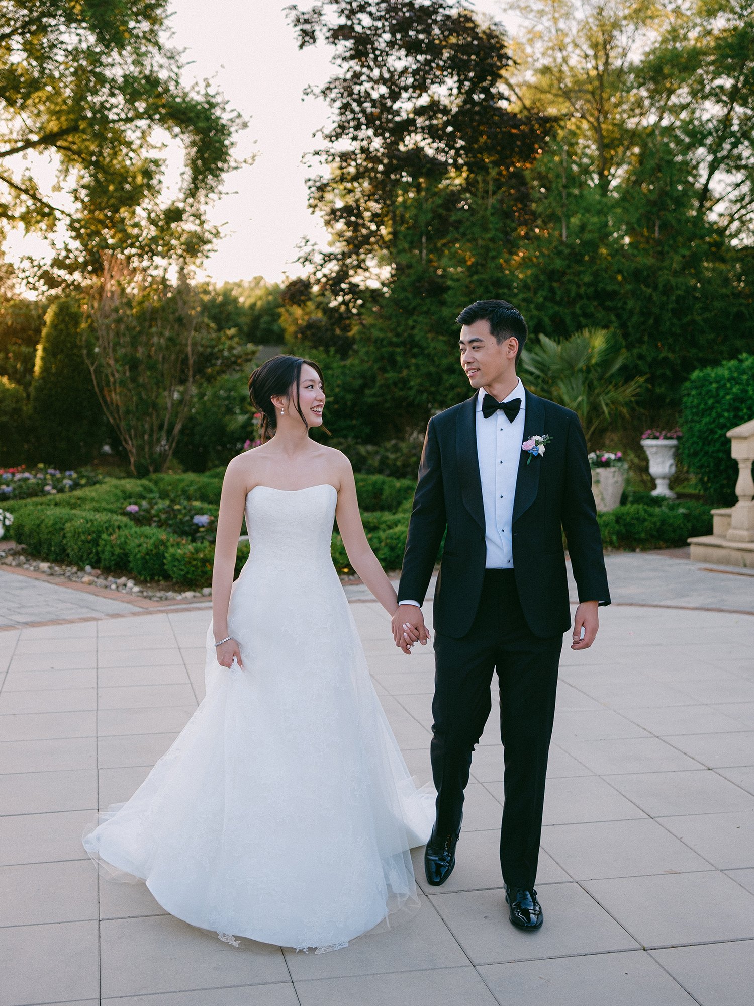 Elegant wedding portrait of Amanda and Daniel at The Rockleigh, NJ by HSC Studio