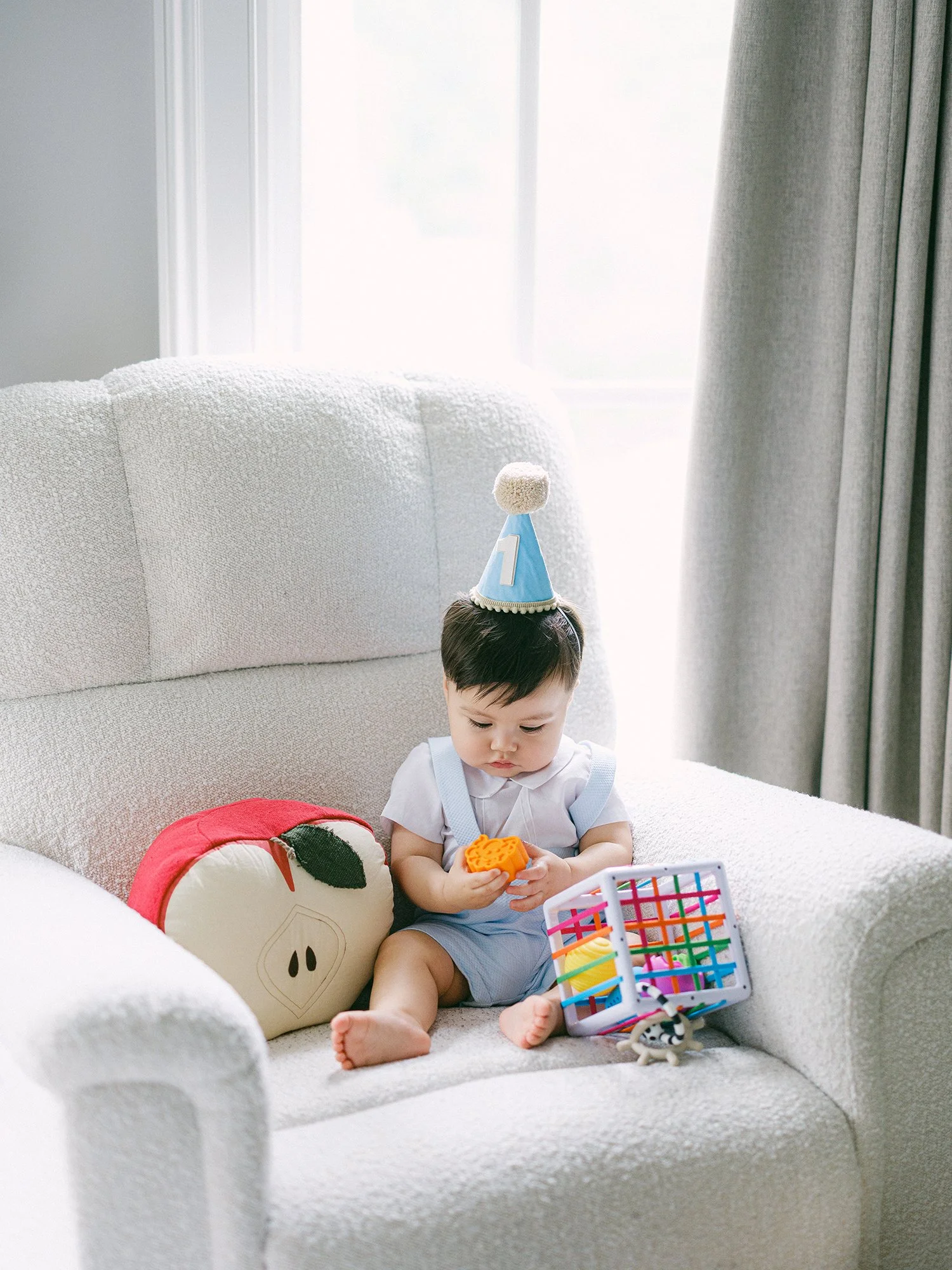 First birthday portrait of Richard photographed by HSC Studio