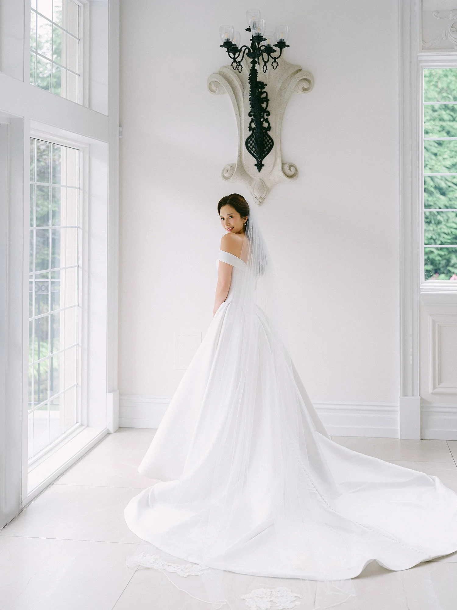Editorial wedding portrait at The Florentine Gardens
